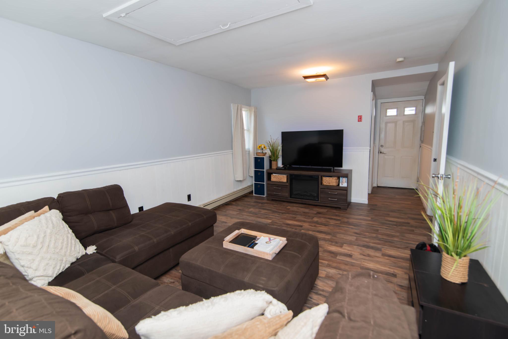 VERMILION HILL - Residential