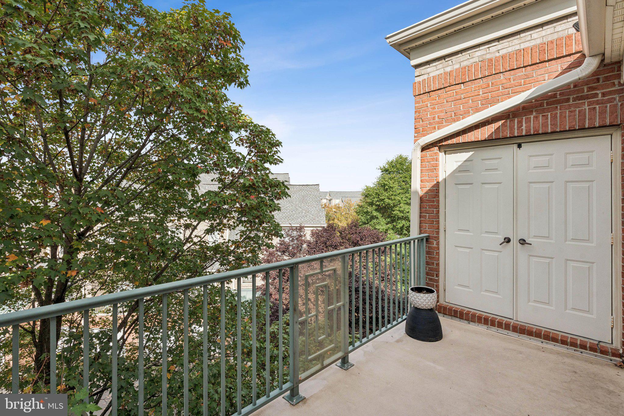 MADISON PARK AT WEST MARKET - Residential