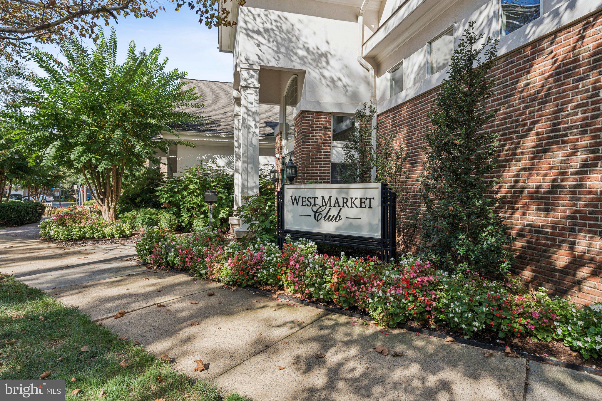 MADISON PARK AT WEST MARKET - Residential