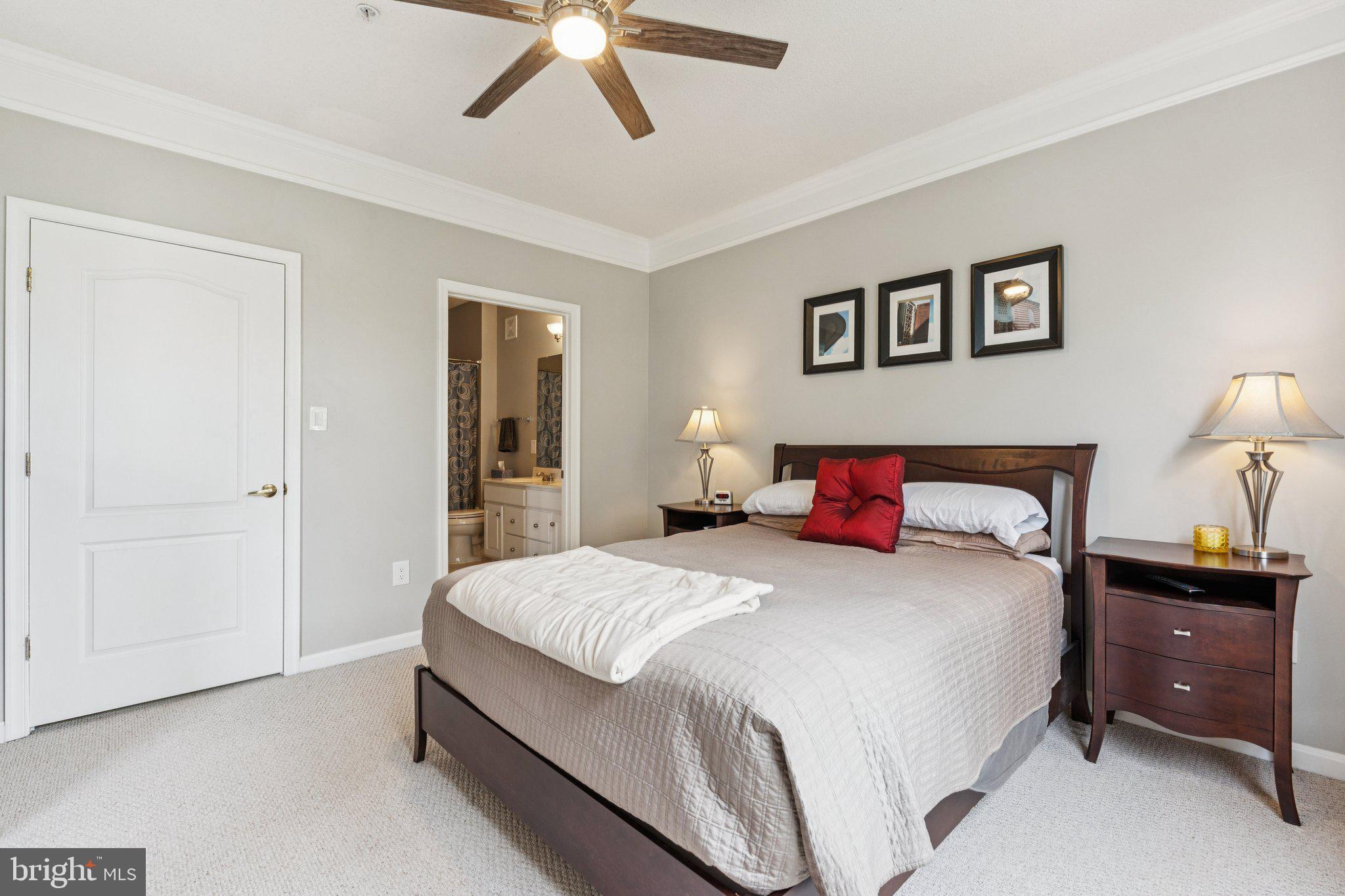 MADISON PARK AT WEST MARKET - Residential