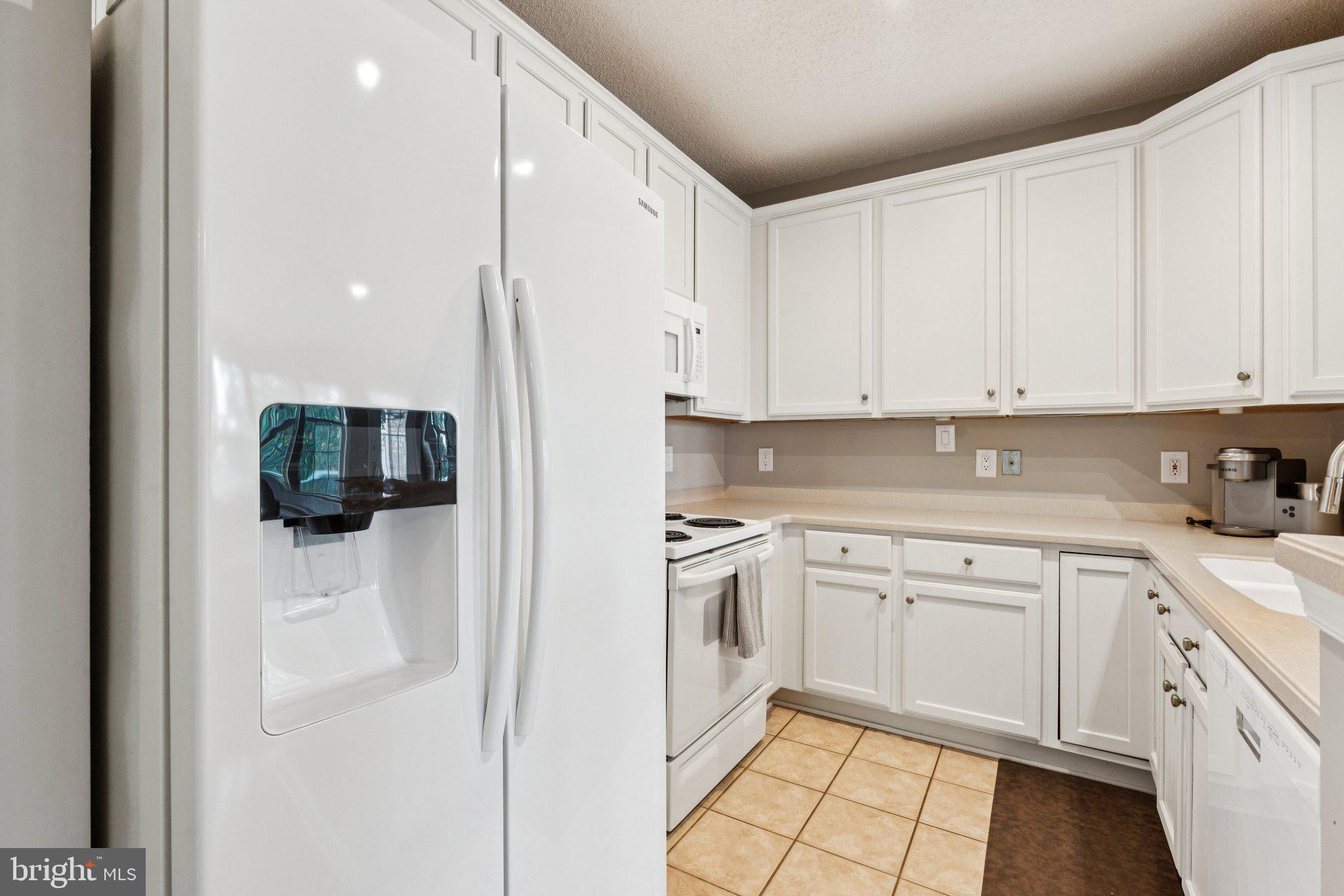 MADISON PARK AT WEST MARKET - Residential