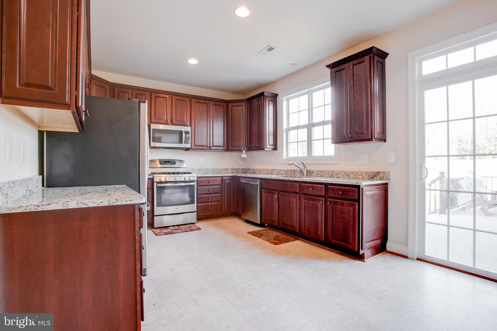 OAK KNOLL FARMS - Residential