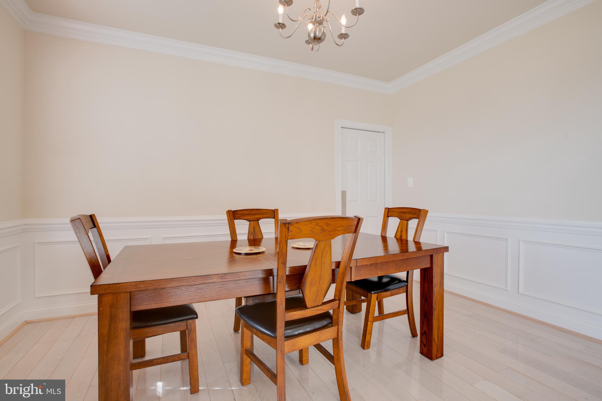 OAK KNOLL FARMS - Residential