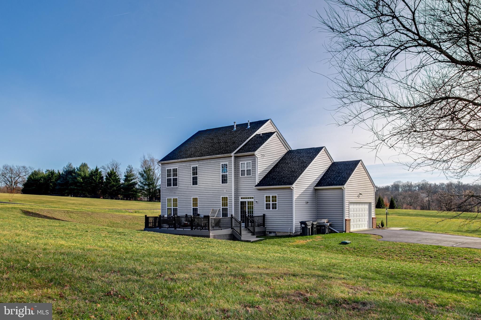 OAK KNOLL FARMS - Residential