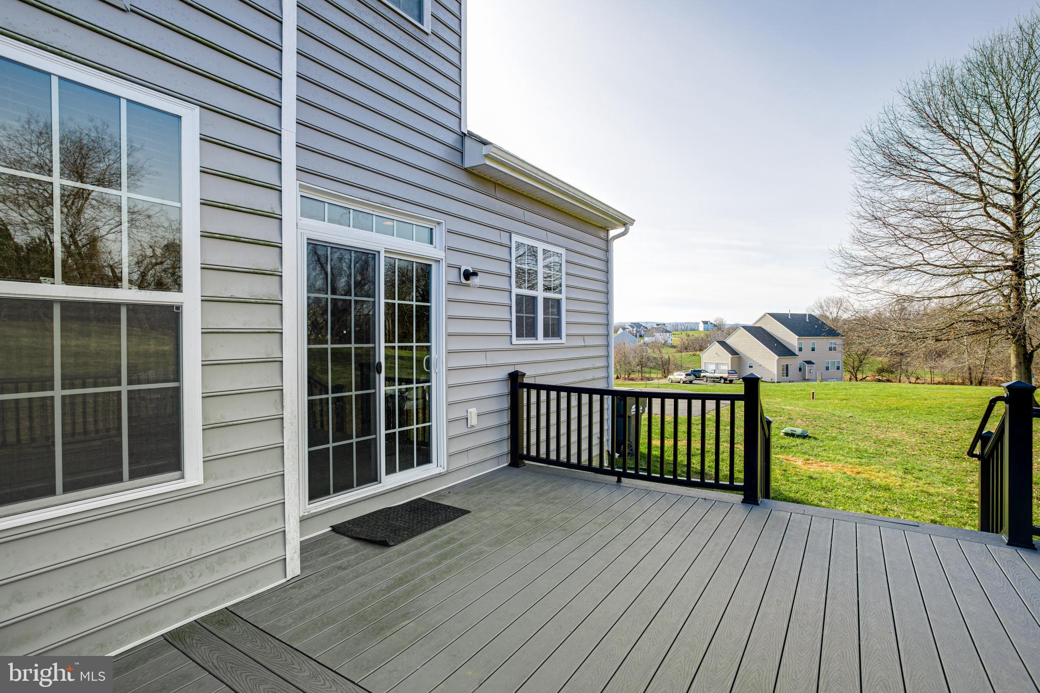 OAK KNOLL FARMS - Residential