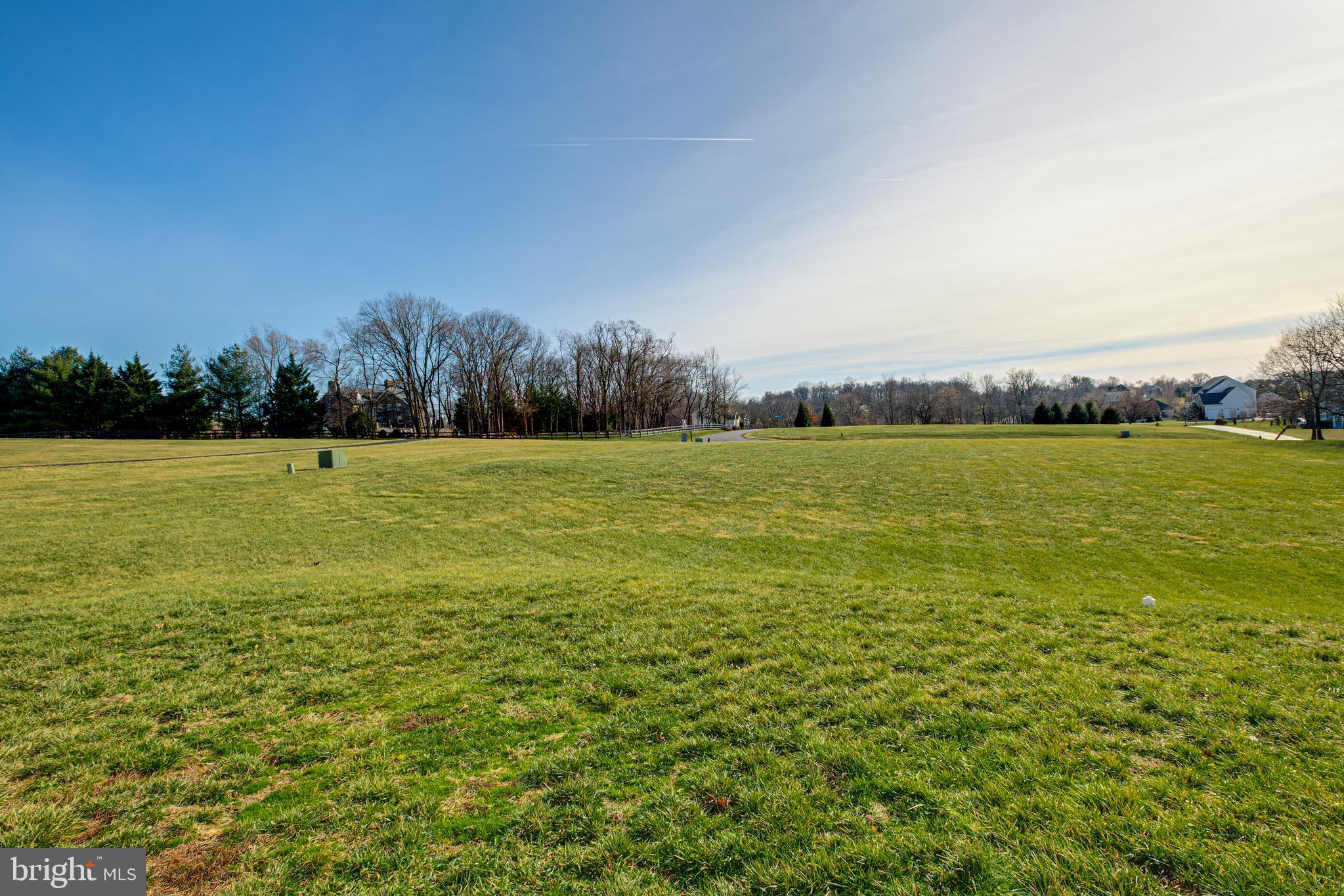 OAK KNOLL FARMS - Residential