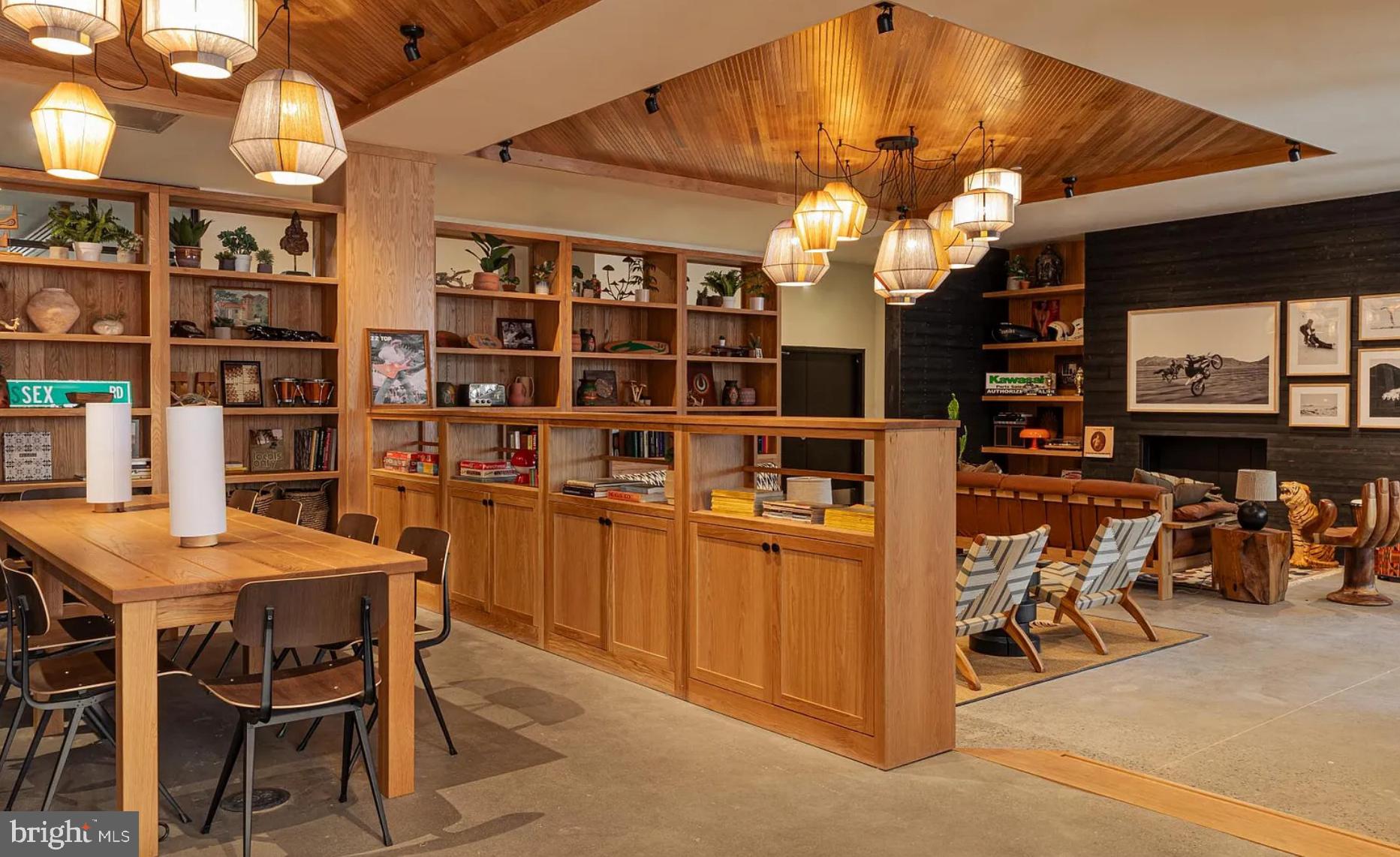 FISHTOWN - Residential Lease