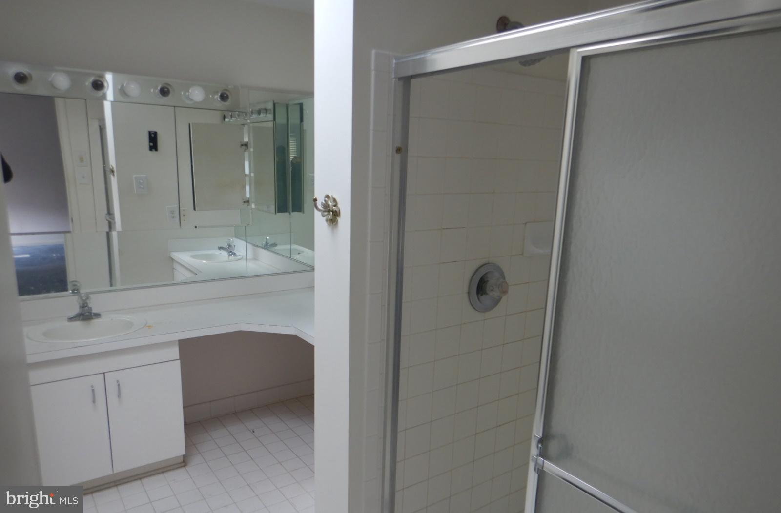 ANNEN WOODS - Residential