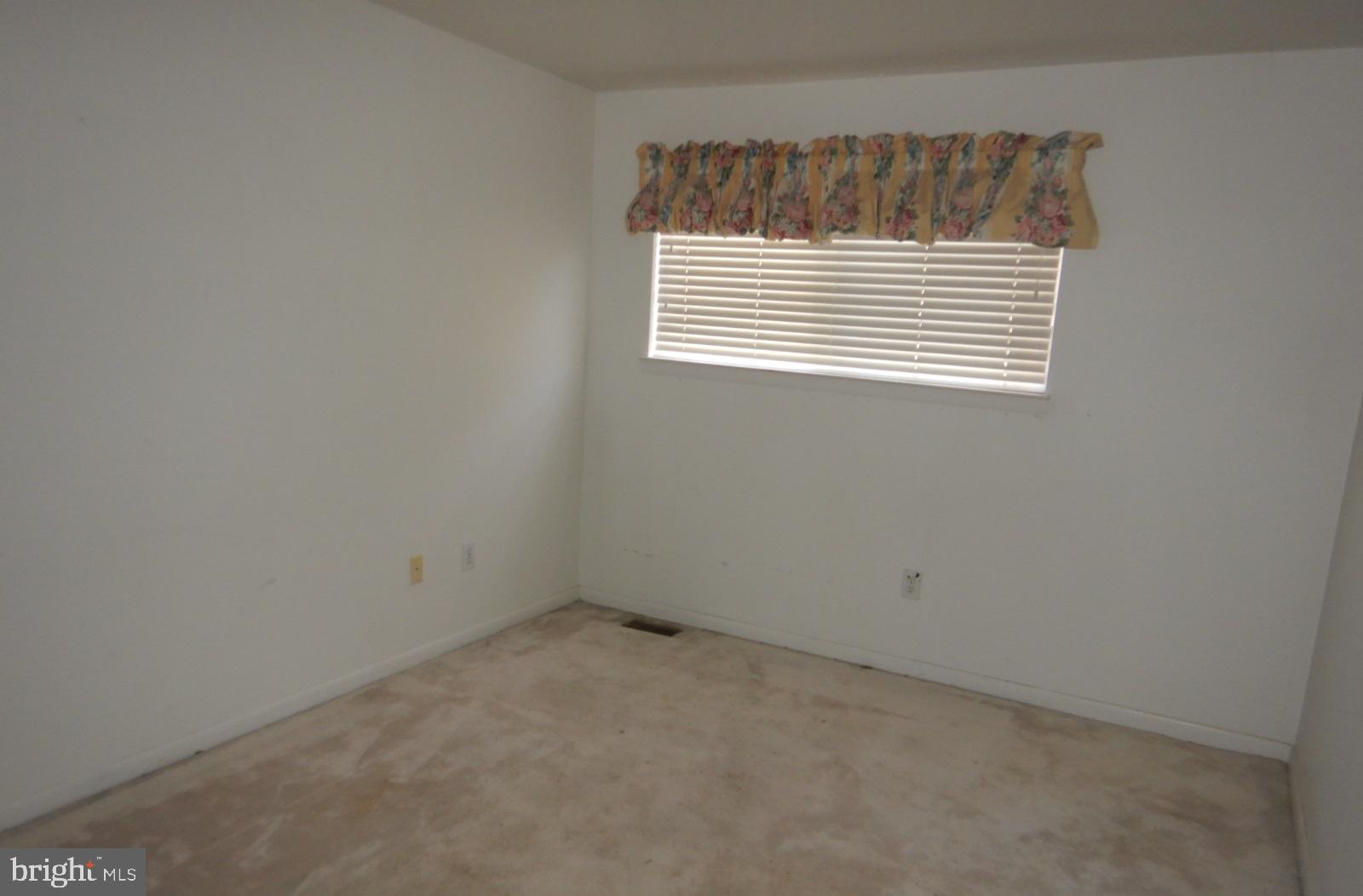 ANNEN WOODS - Residential