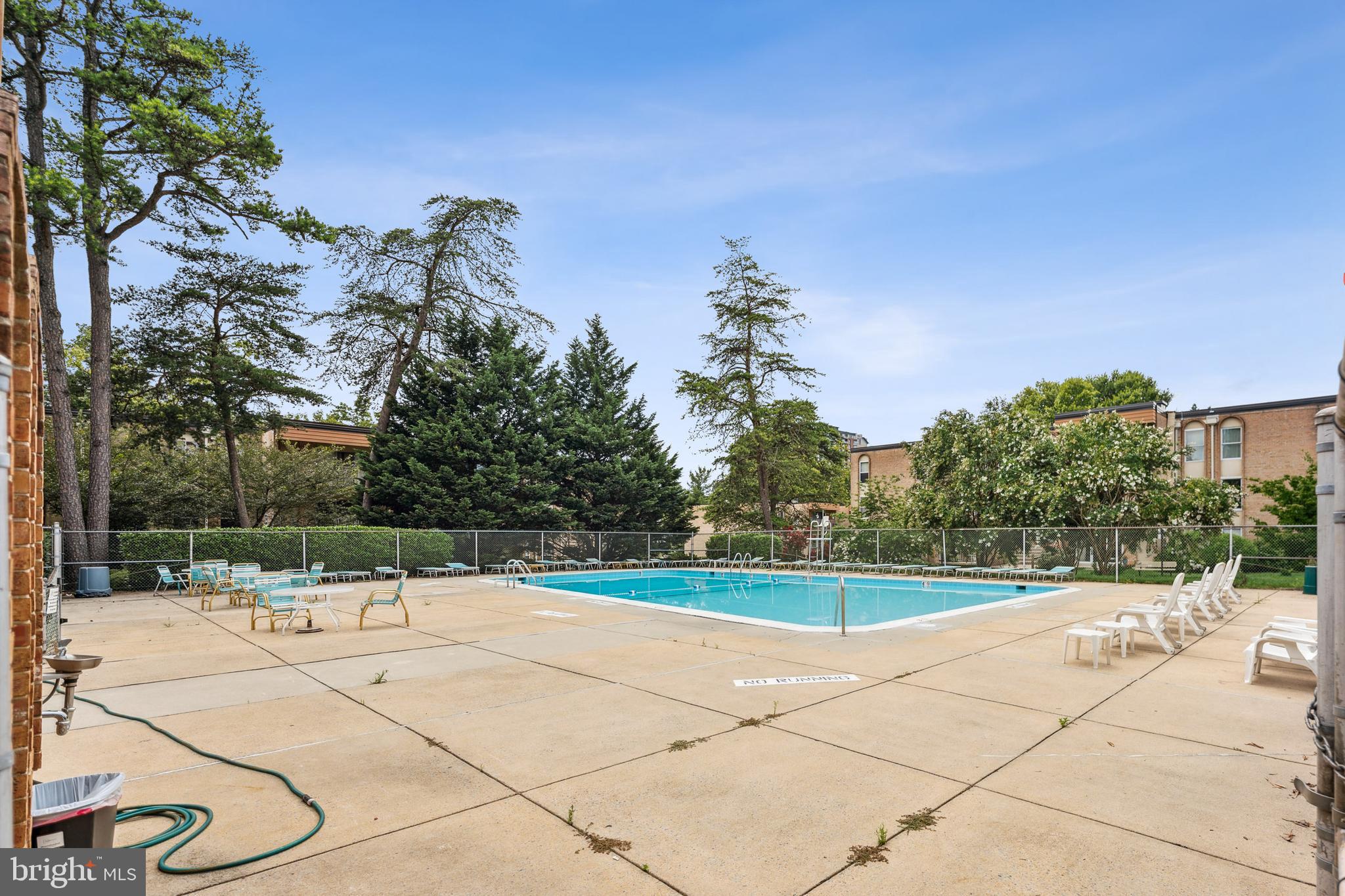 WALNUT GROVE - Residential