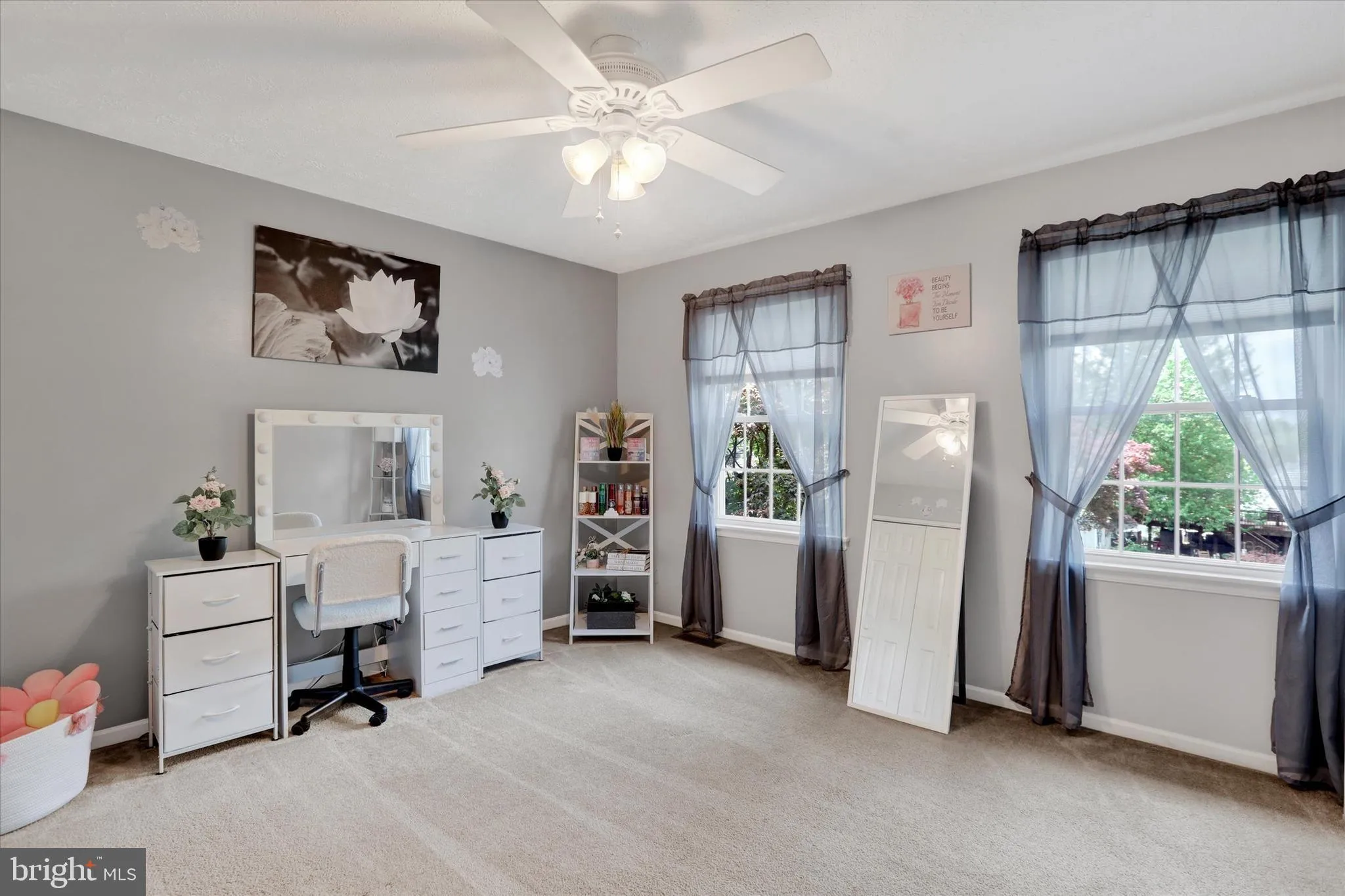 Langhorne, Pennsylvania 19047, United States, 4 Bedrooms Bedrooms, ,3 BathroomsBathrooms,Residential,Pending,131420