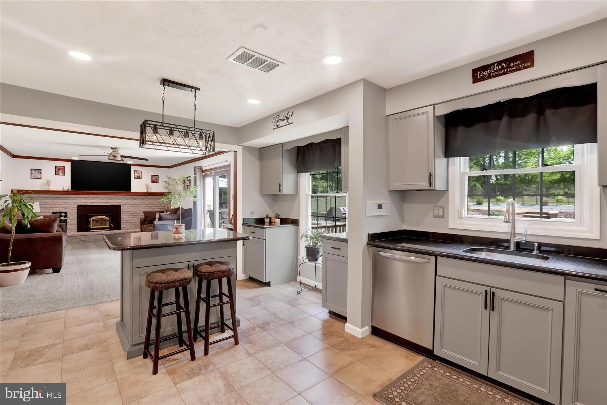 Langhorne, Pennsylvania 19047, United States, 4 Bedrooms Bedrooms, ,3 BathroomsBathrooms,Residential,Pending,131420