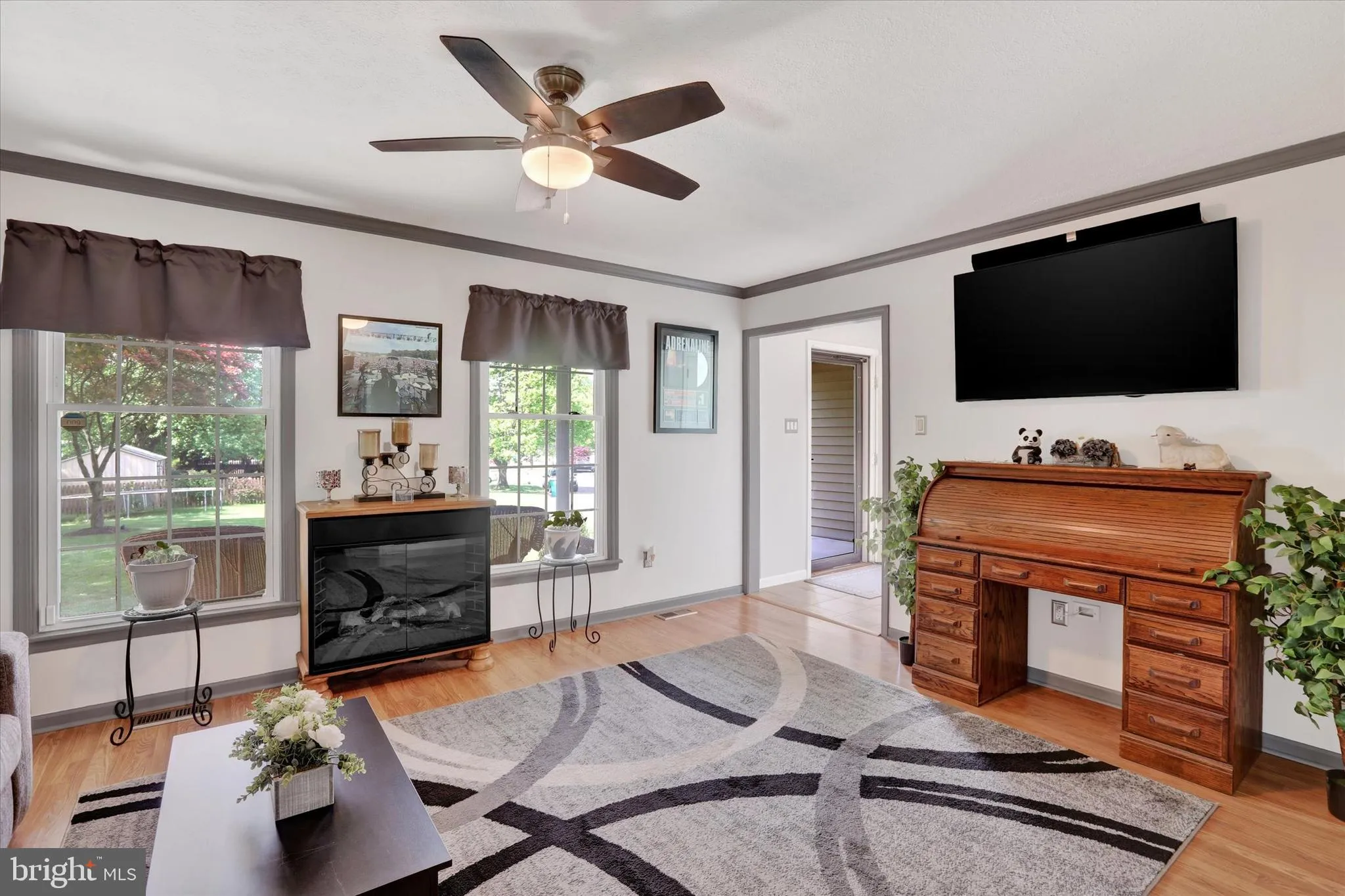 Langhorne, Pennsylvania 19047, United States, 4 Bedrooms Bedrooms, ,3 BathroomsBathrooms,Residential,Pending,131420