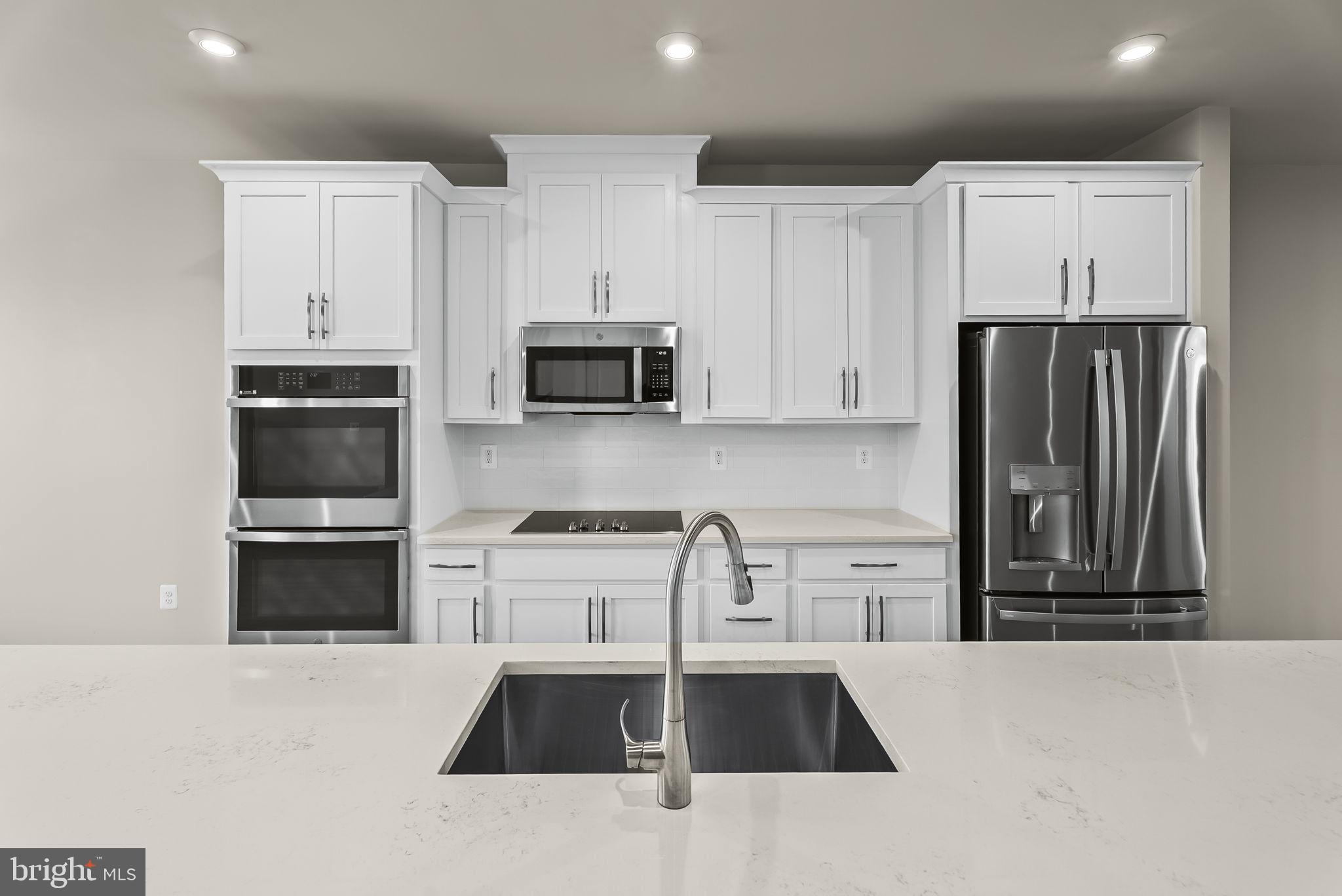 DULLES TECHNOLOGY - Residential Lease