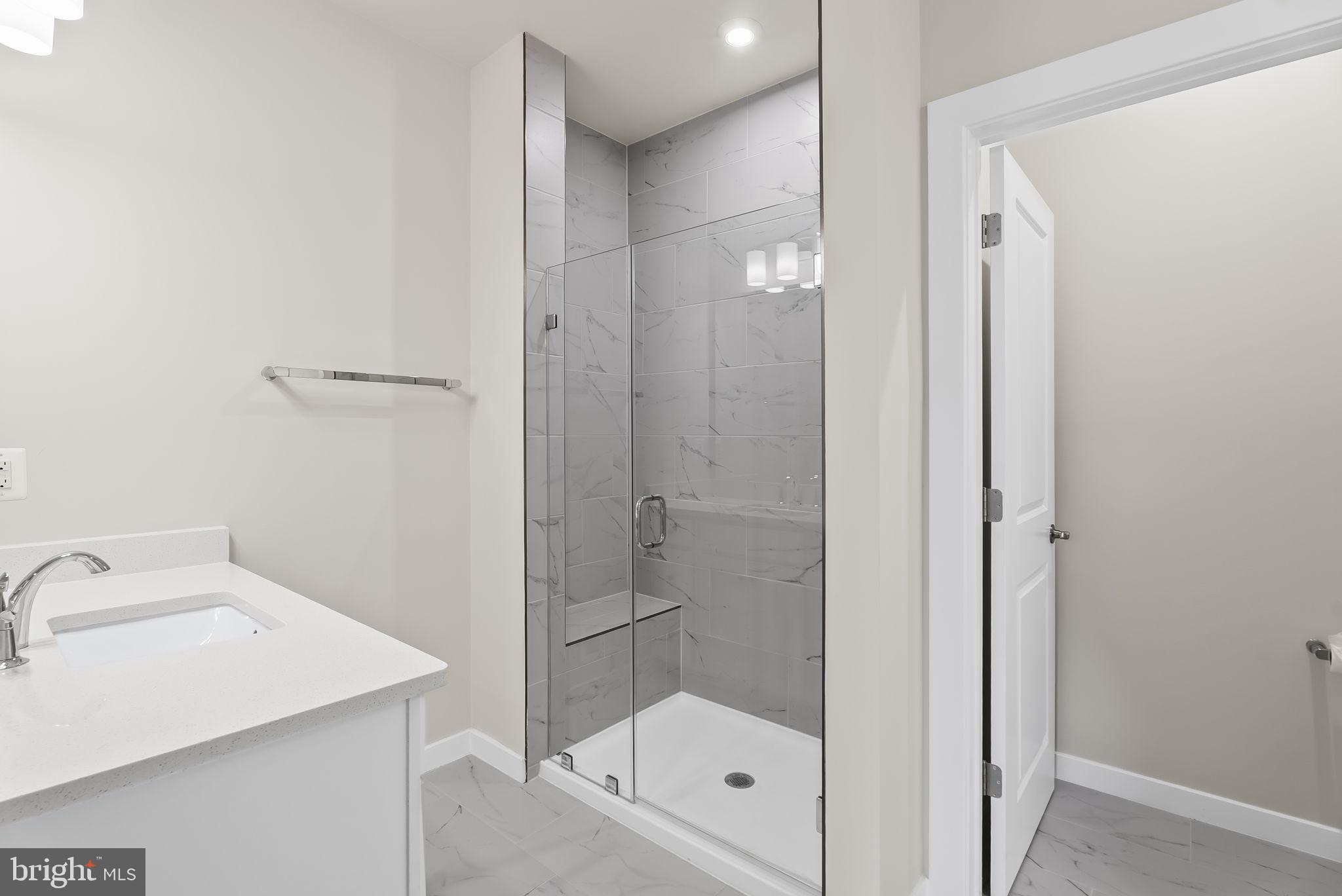 DULLES TECHNOLOGY - Residential Lease