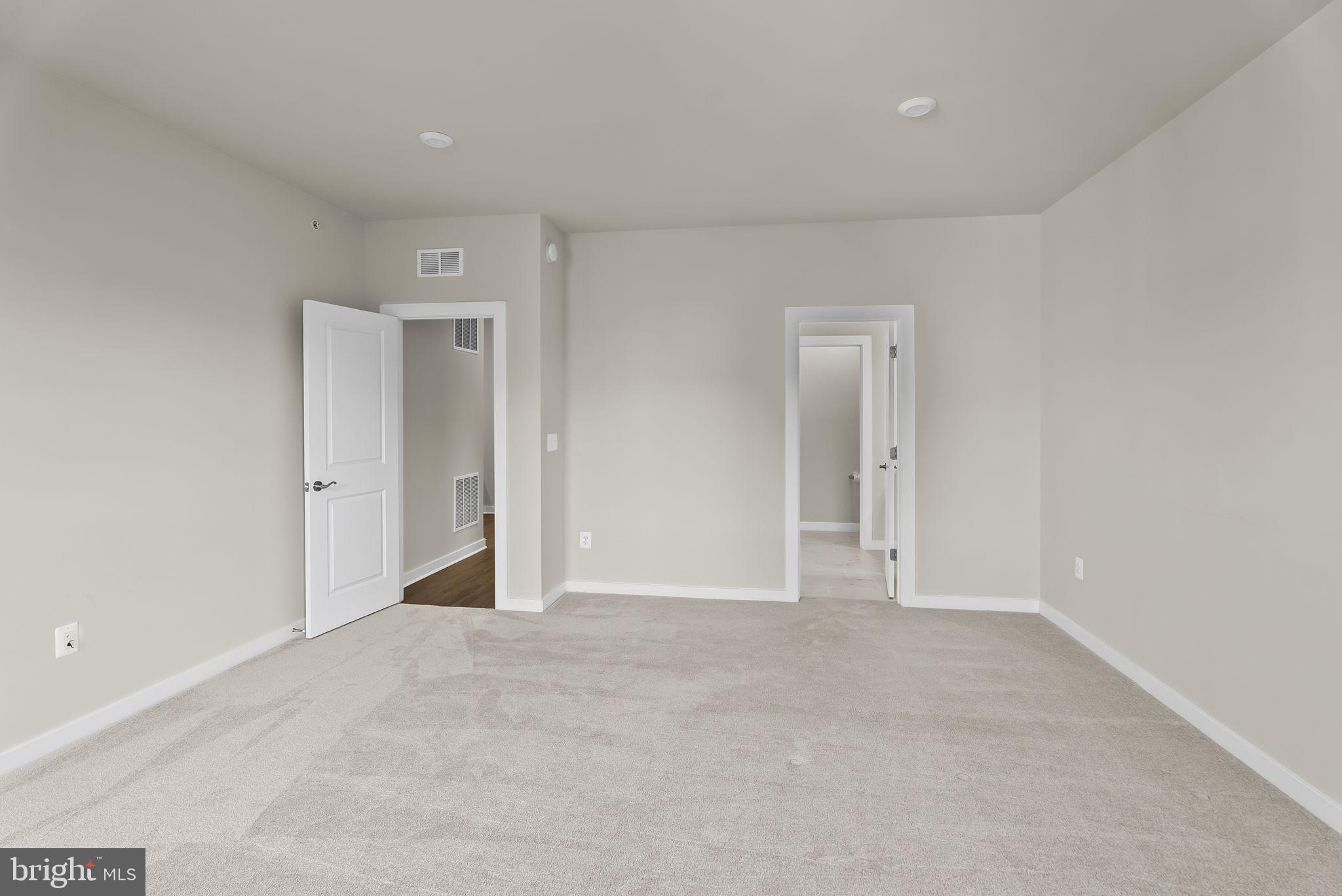 DULLES TECHNOLOGY - Residential Lease