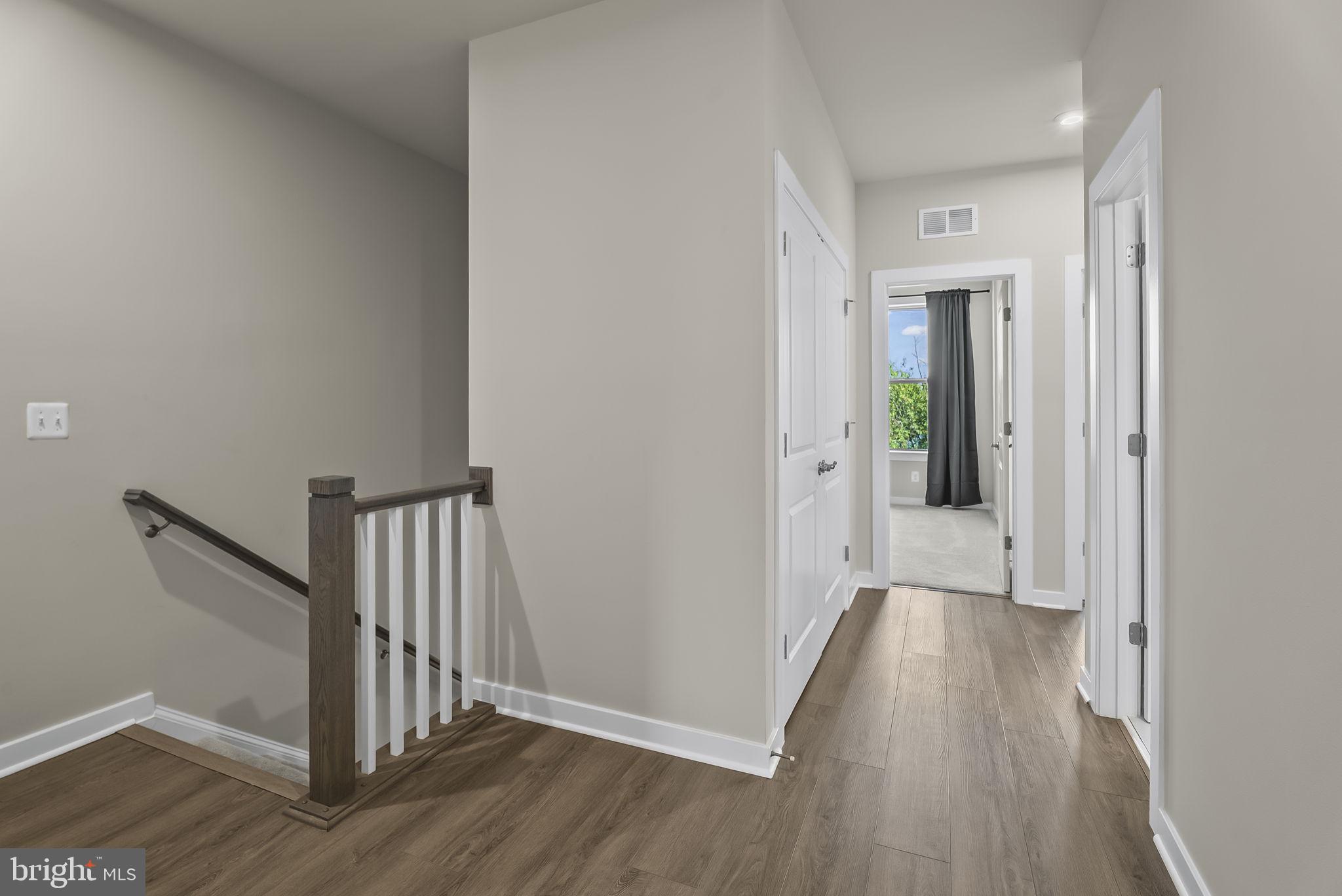 DULLES TECHNOLOGY - Residential Lease