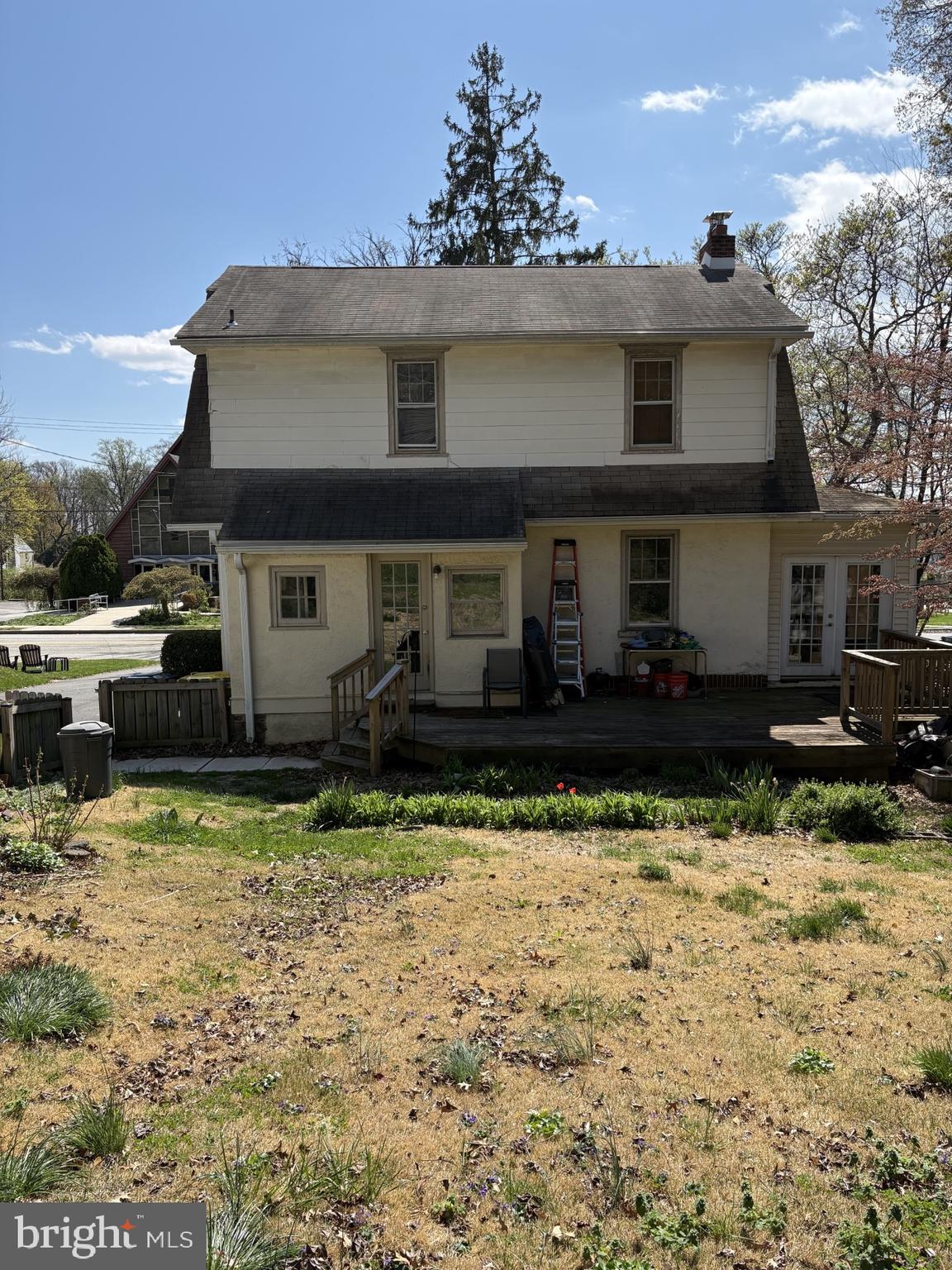 HILLCREST - Residential