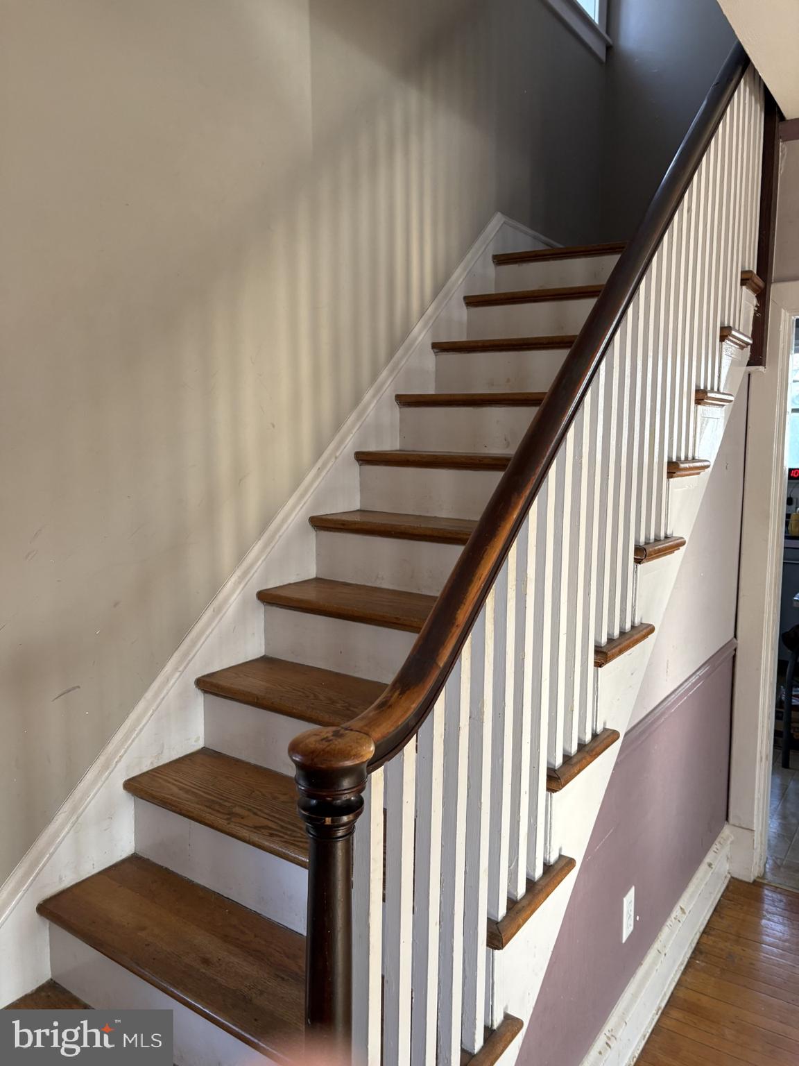 HILLCREST - Residential