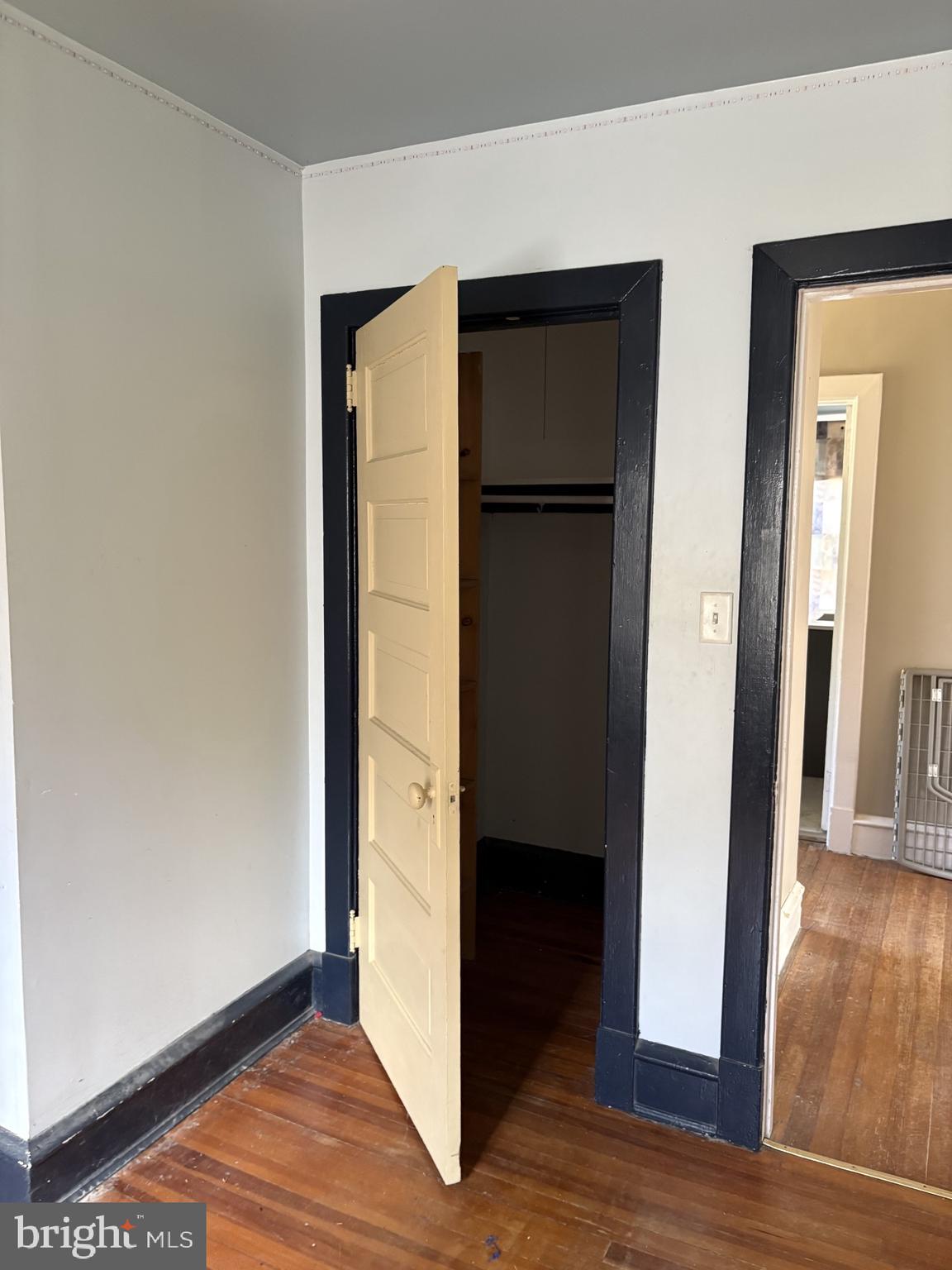 HILLCREST - Residential