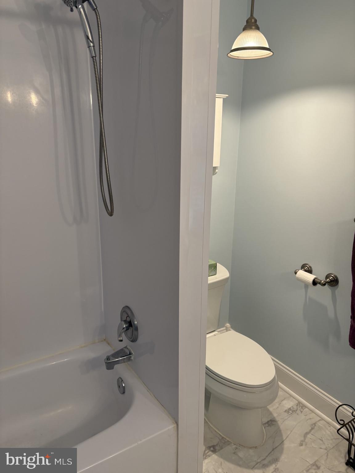 HILLCREST - Residential