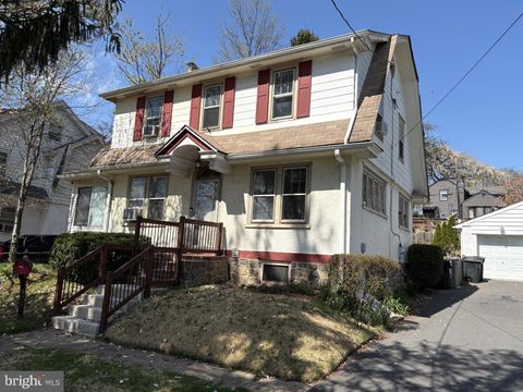 Photo of 405 Hillcrest Avenue, WILMINGTON, DE 19809 (MLS # DENC2100380)