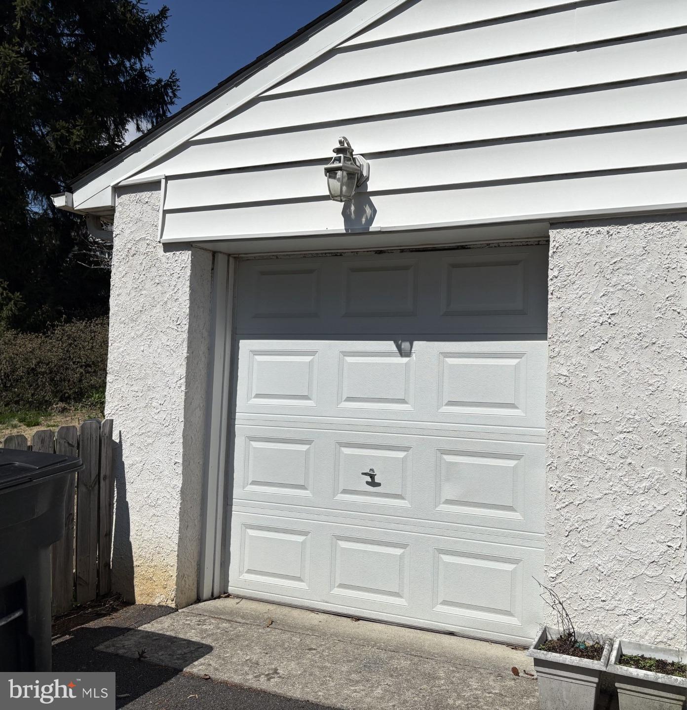 HILLCREST - Residential