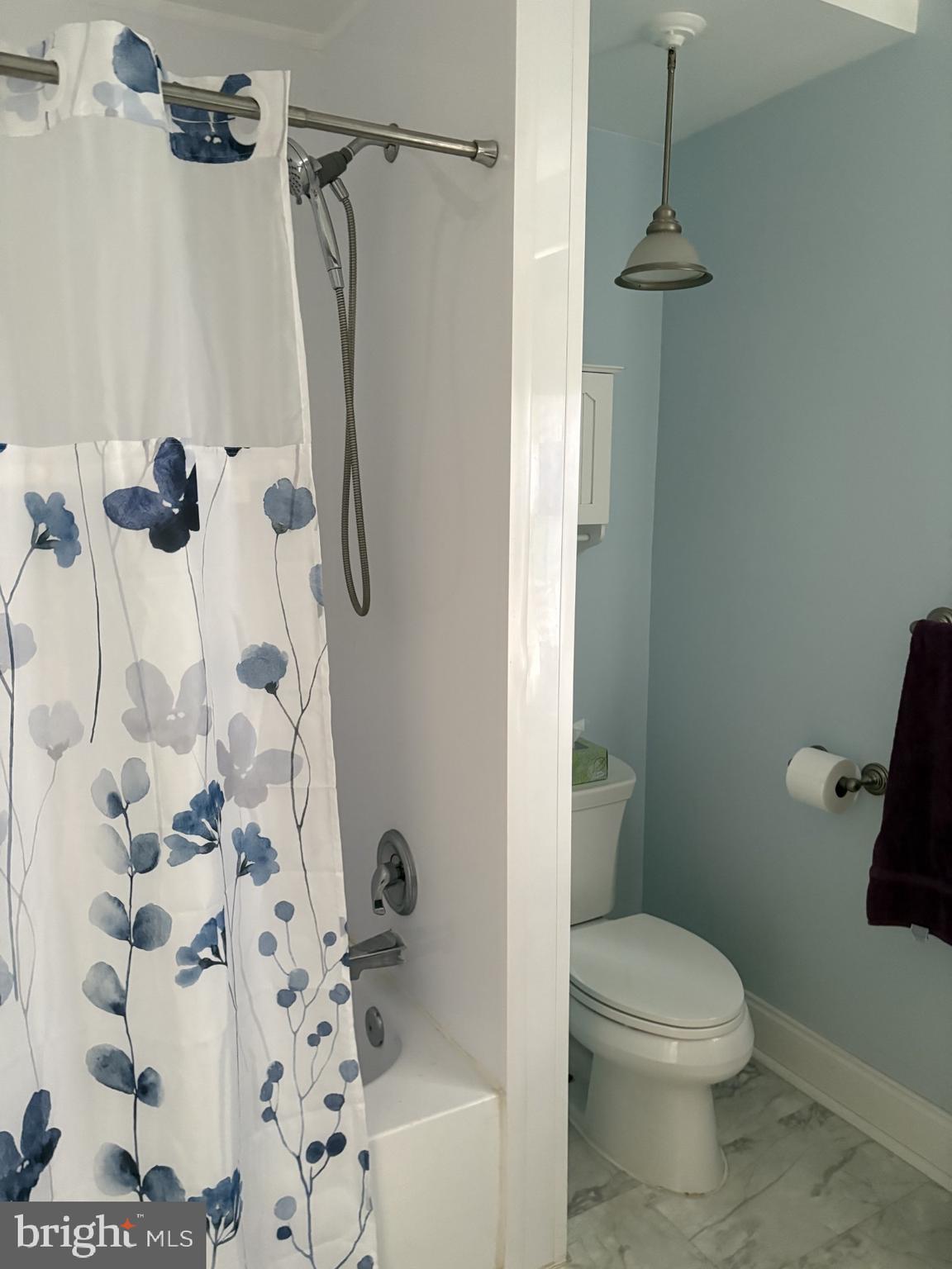 HILLCREST - Residential