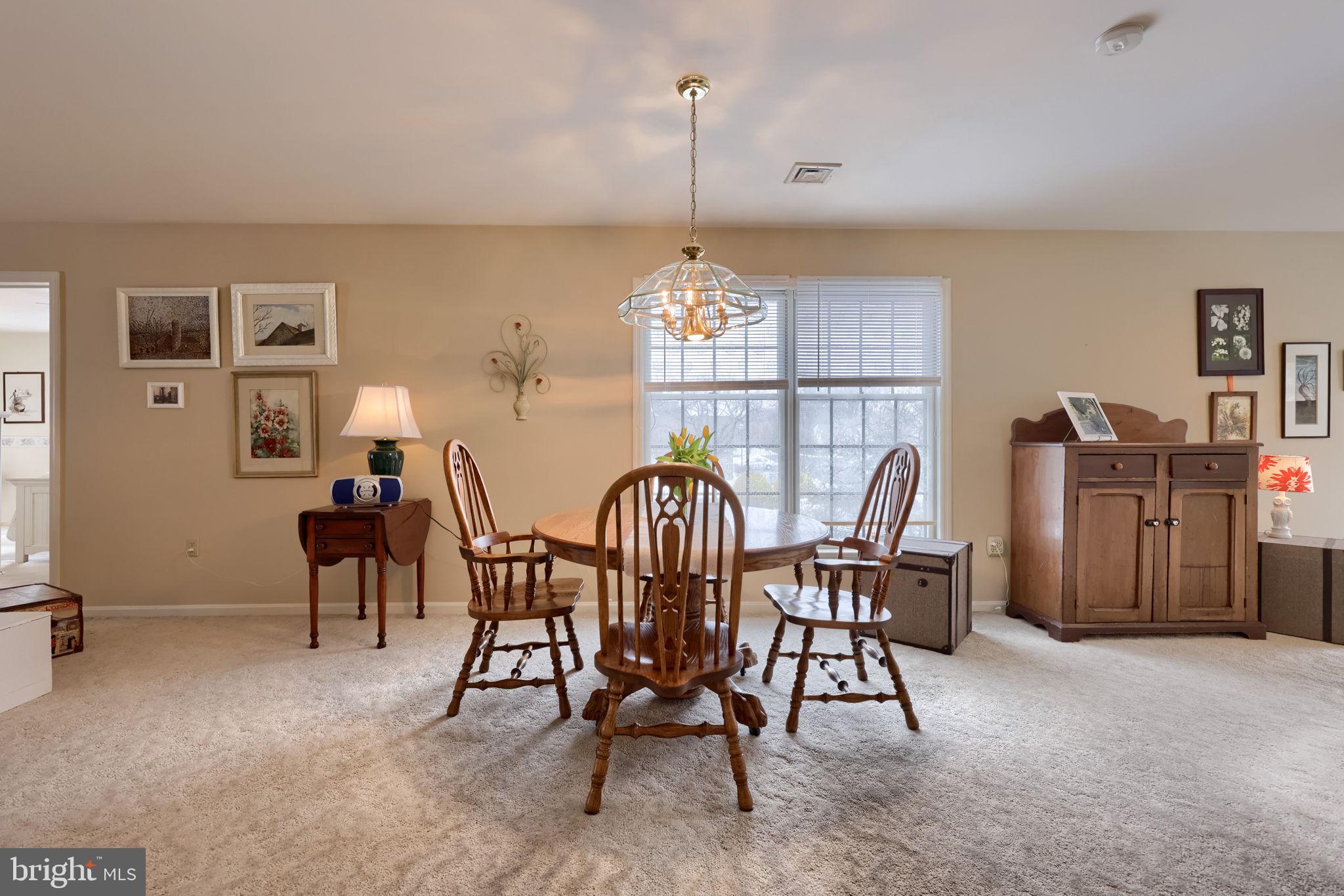 WINDSOR GARDENS - Residential