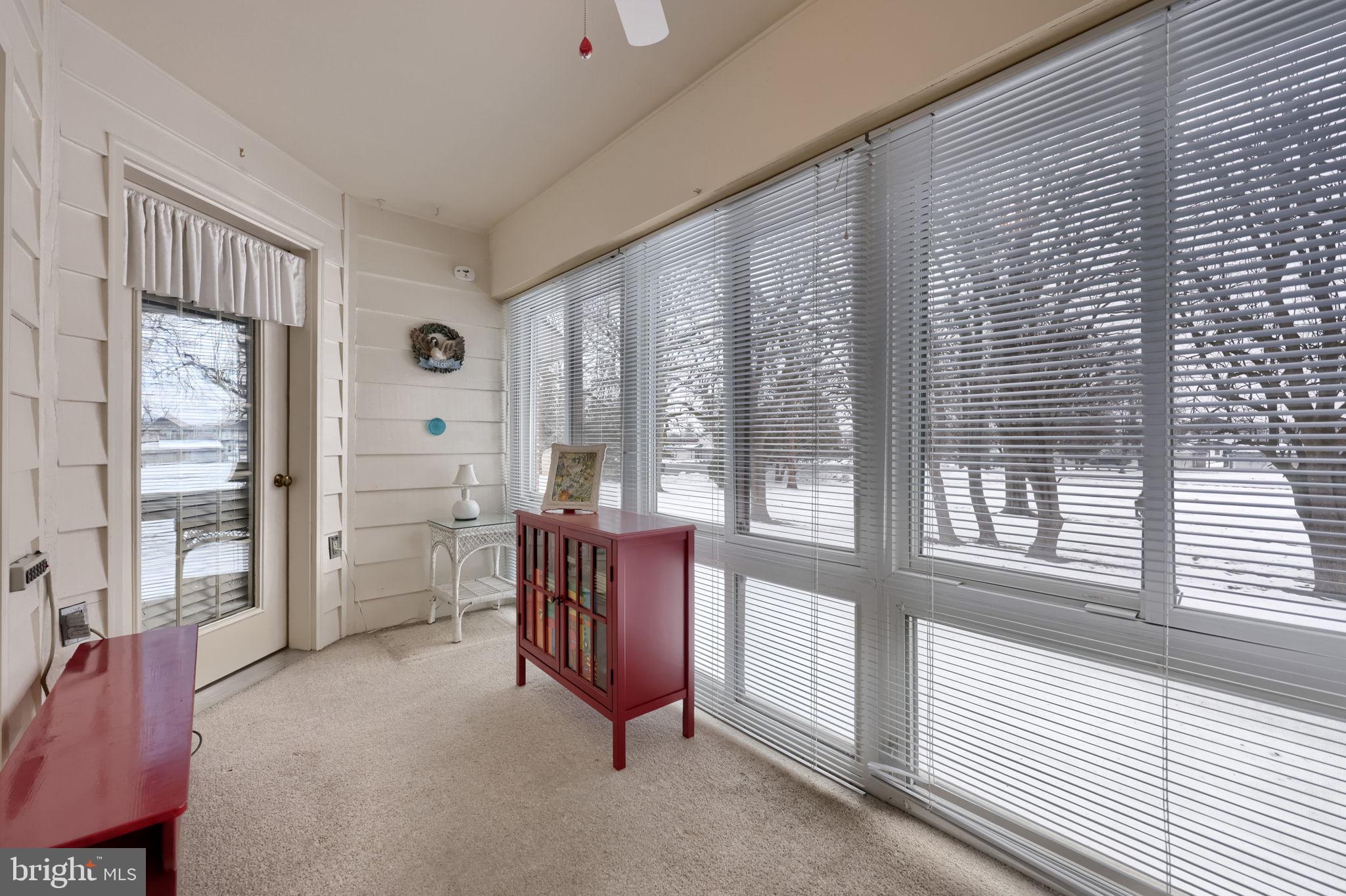 WINDSOR GARDENS - Residential