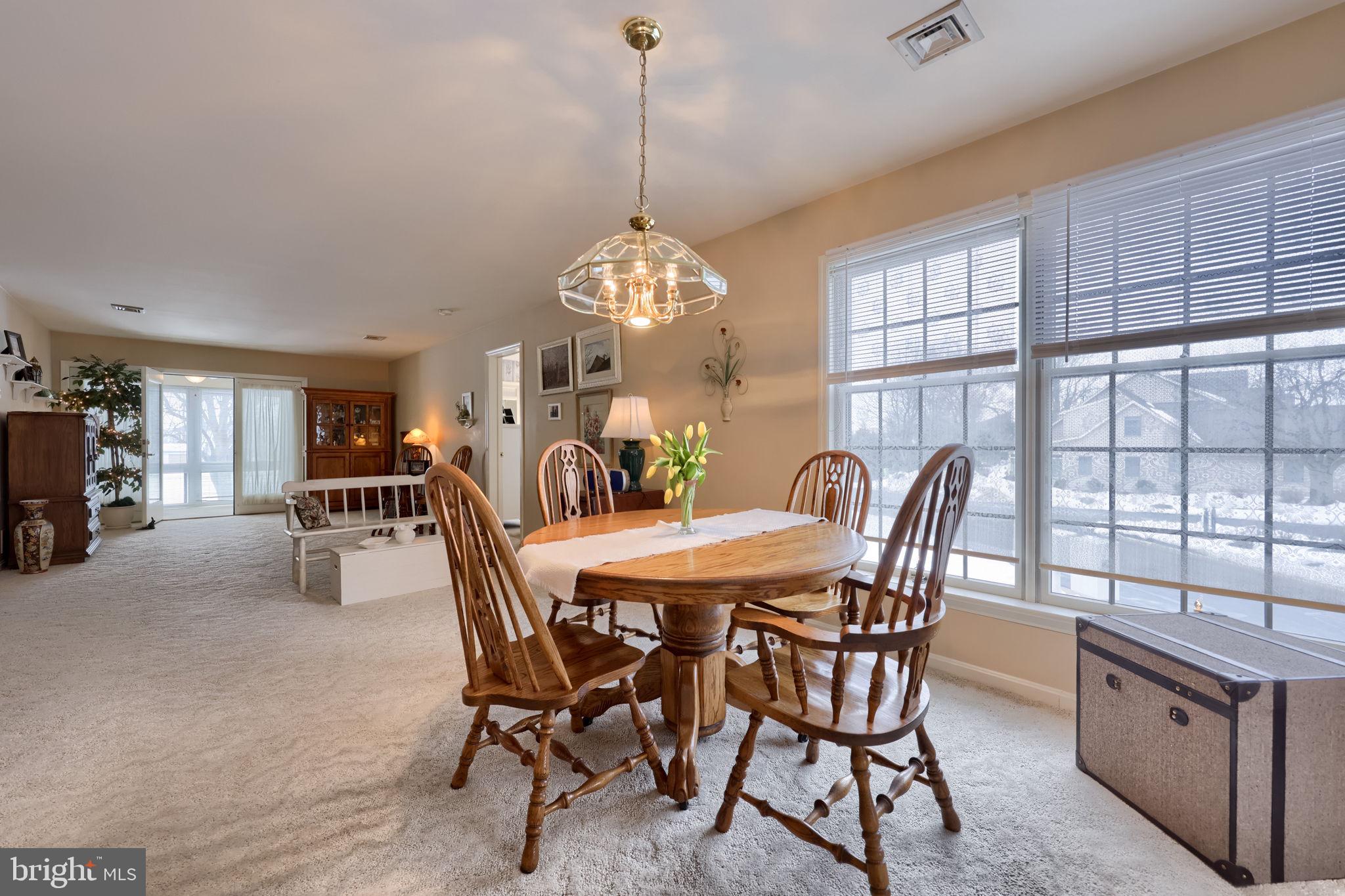 WINDSOR GARDENS - Residential