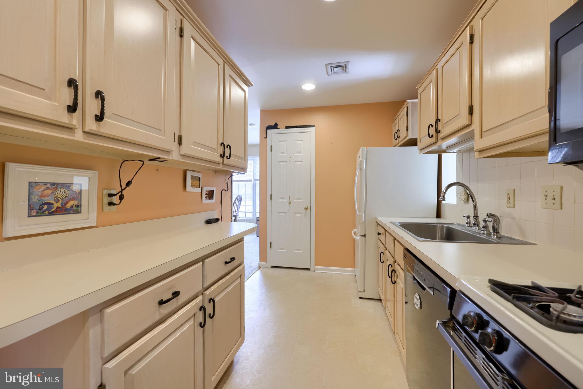 WINDSOR GARDENS - Residential