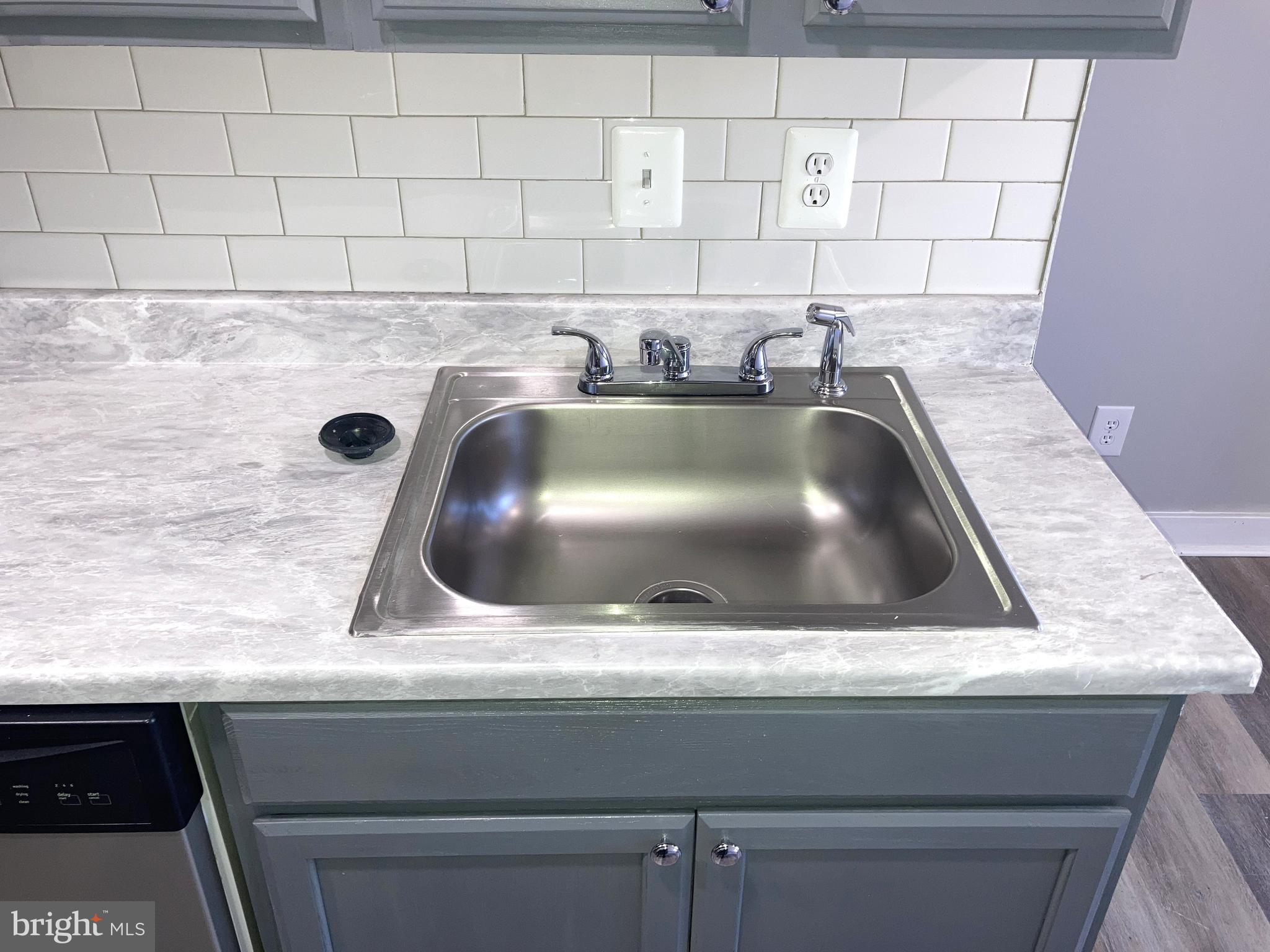 PRINCE PL AT NORTHAMPTOM - Residential Lease