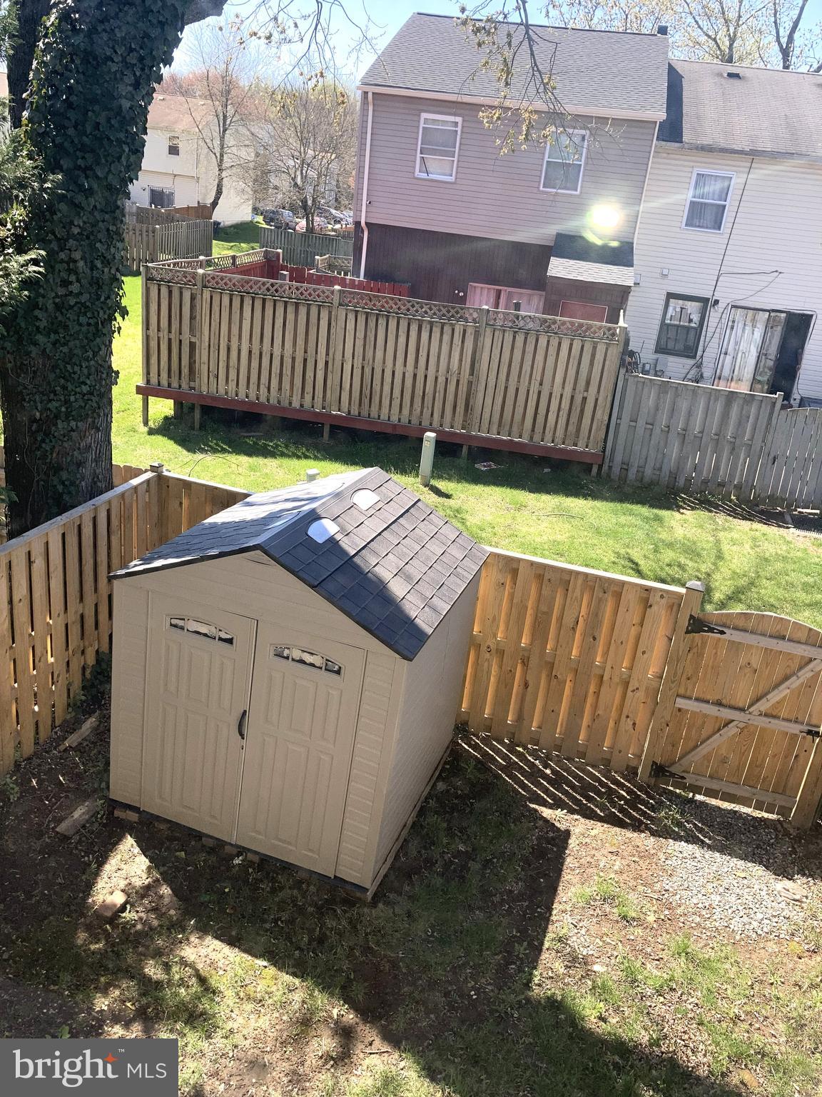 PRINCE PL AT NORTHAMPTOM - Residential Lease