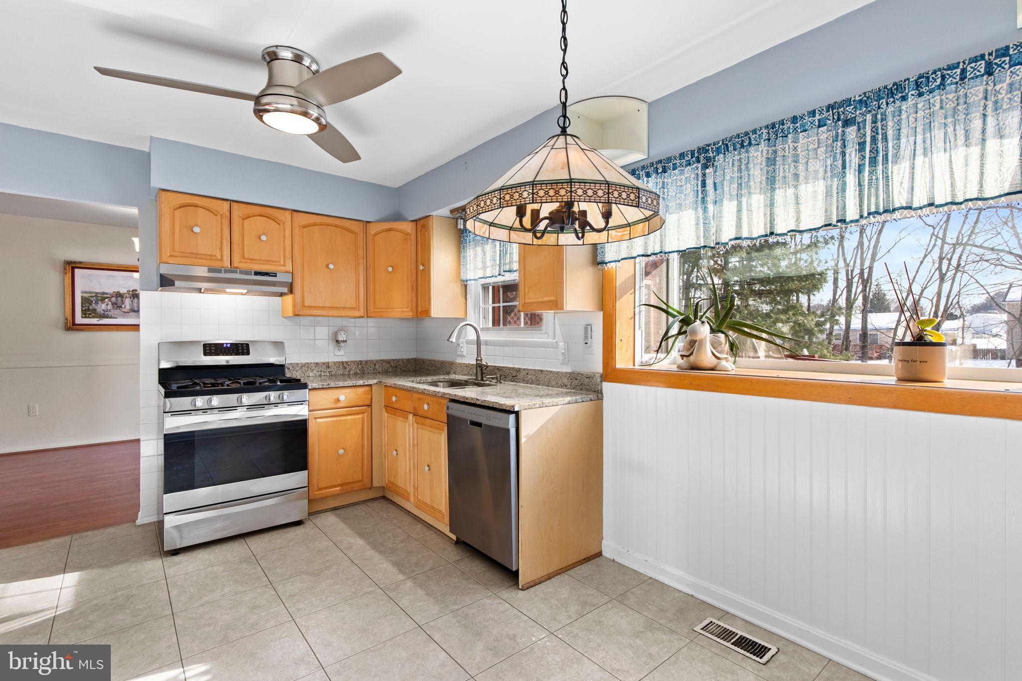 BRIGHT OAKS - Residential