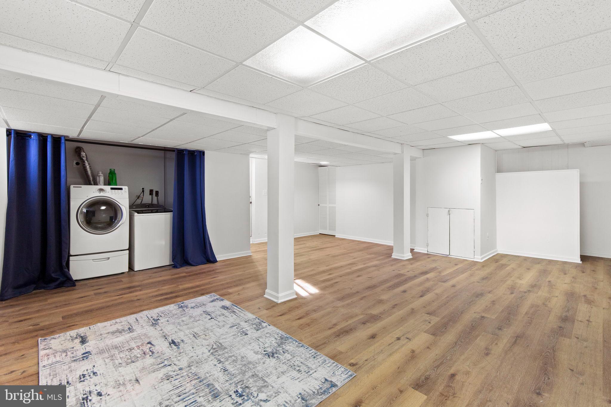 BRIGHT OAKS - Residential