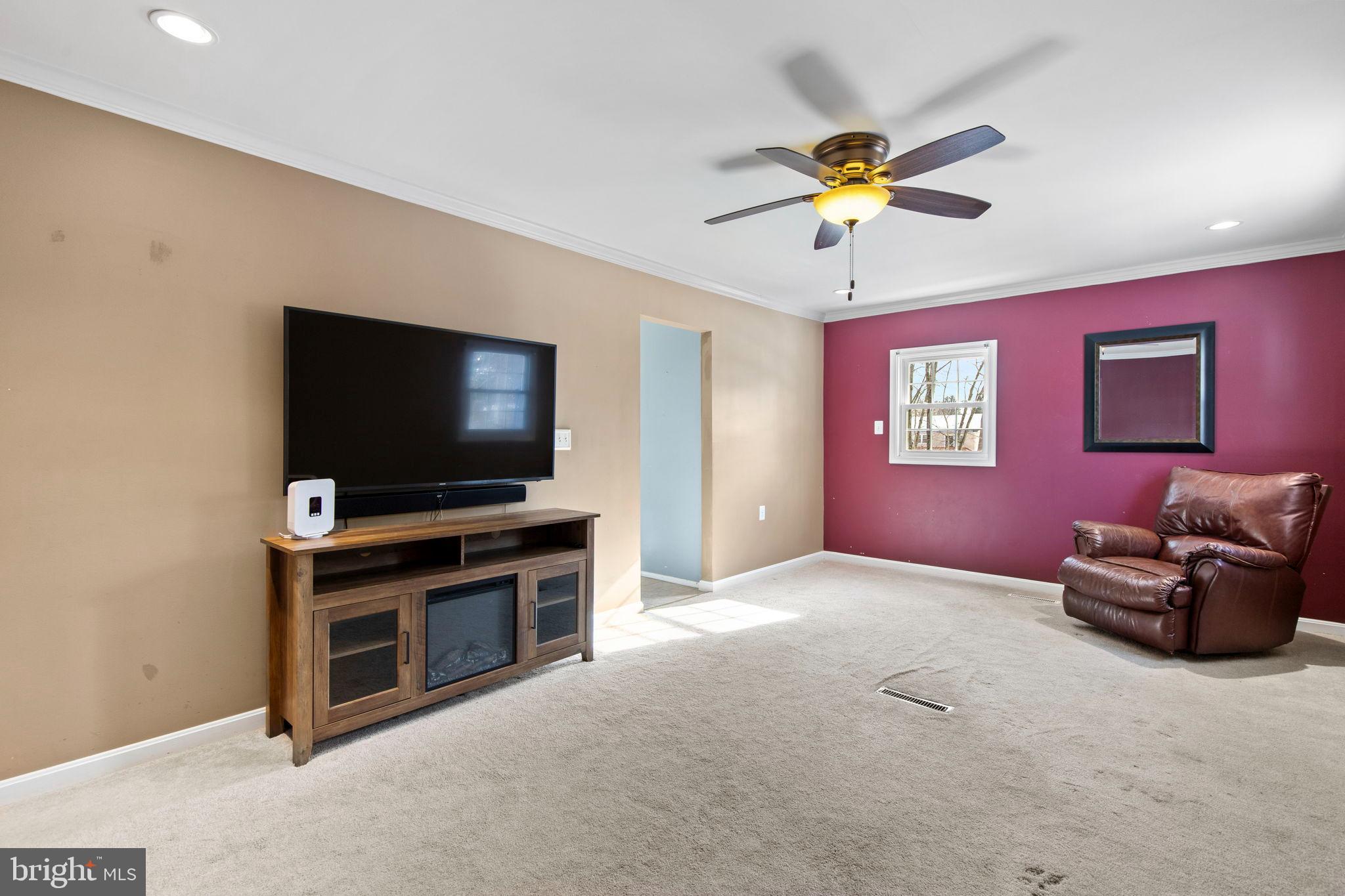 BRIGHT OAKS - Residential