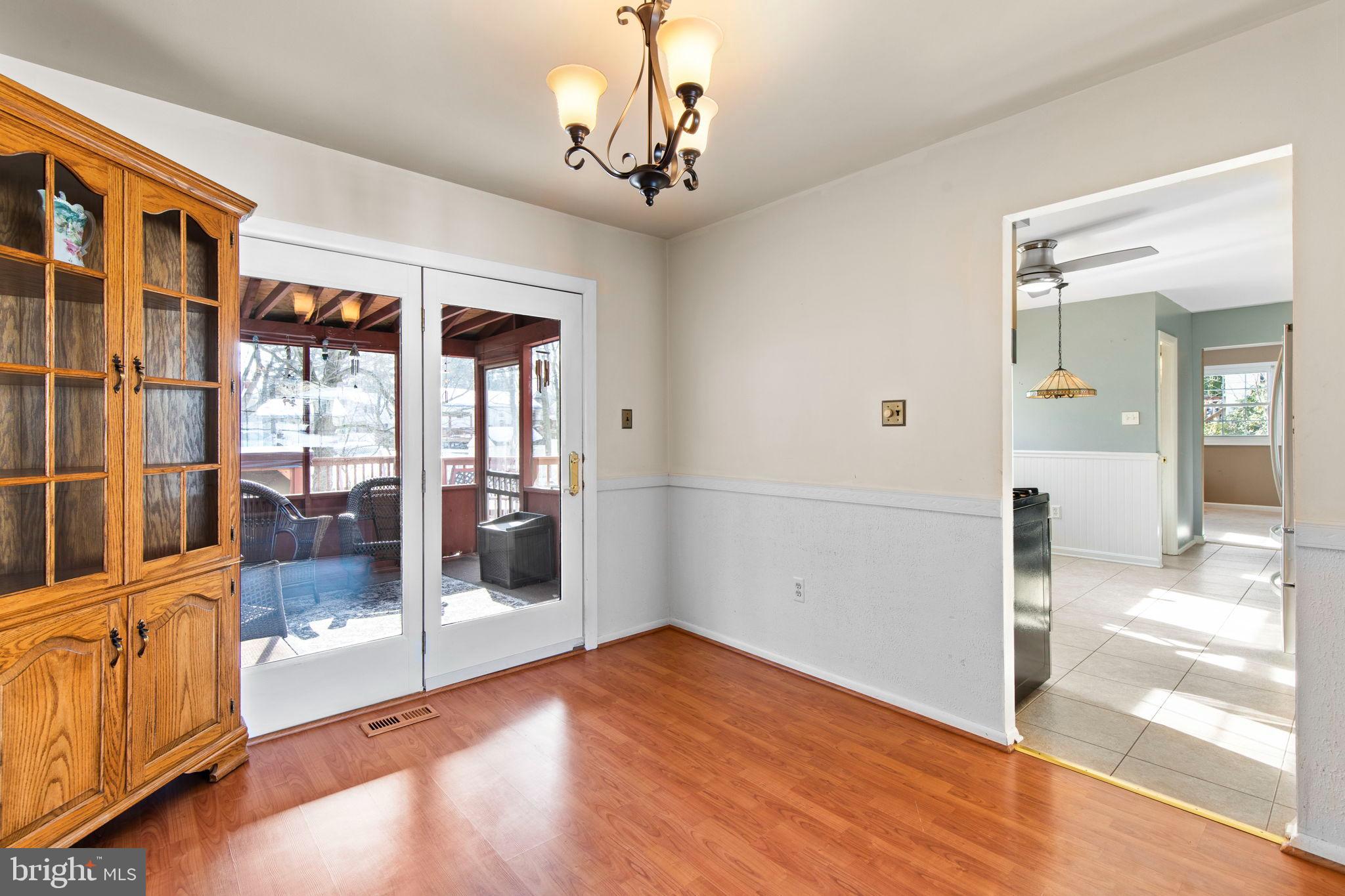 BRIGHT OAKS - Residential