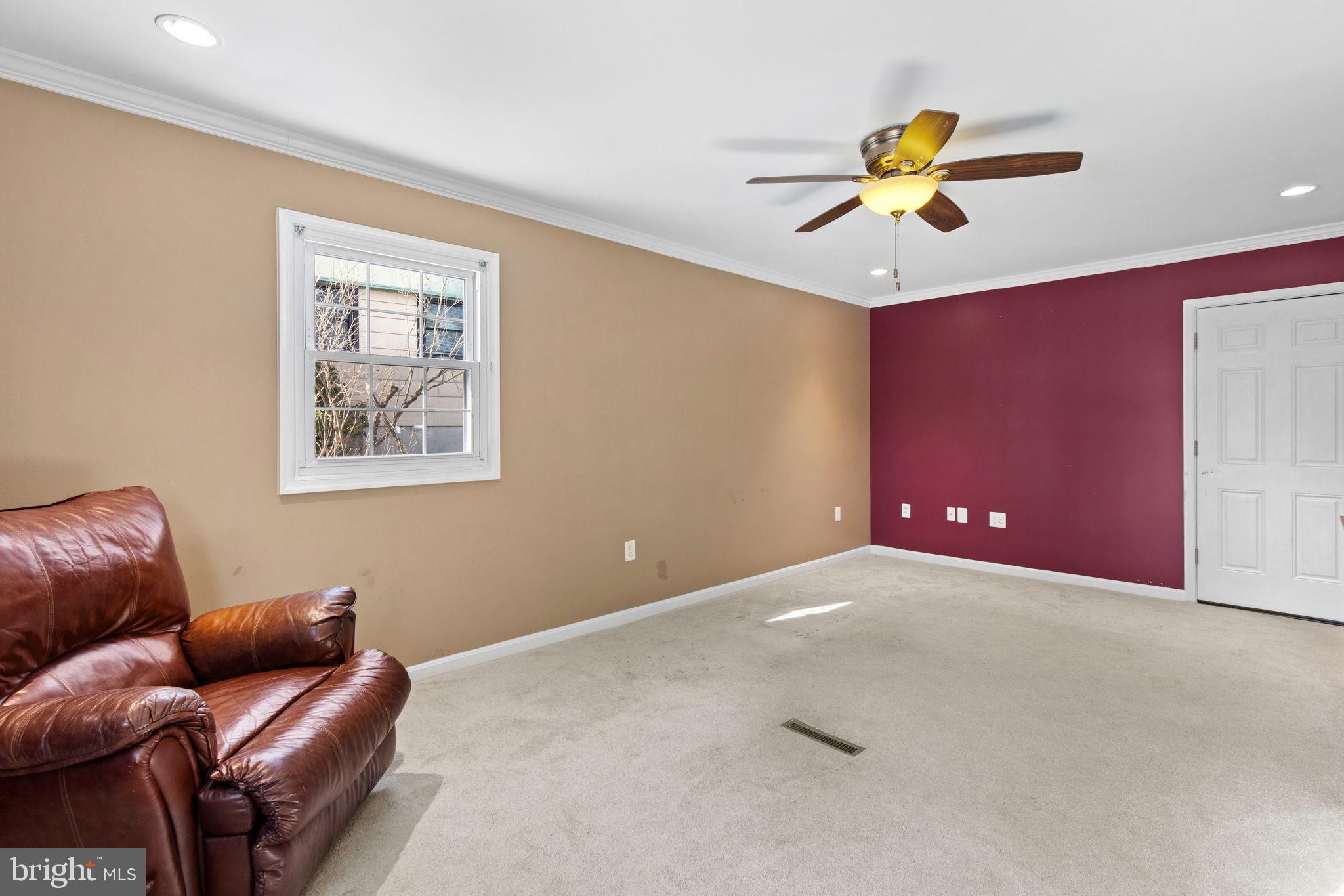 BRIGHT OAKS - Residential