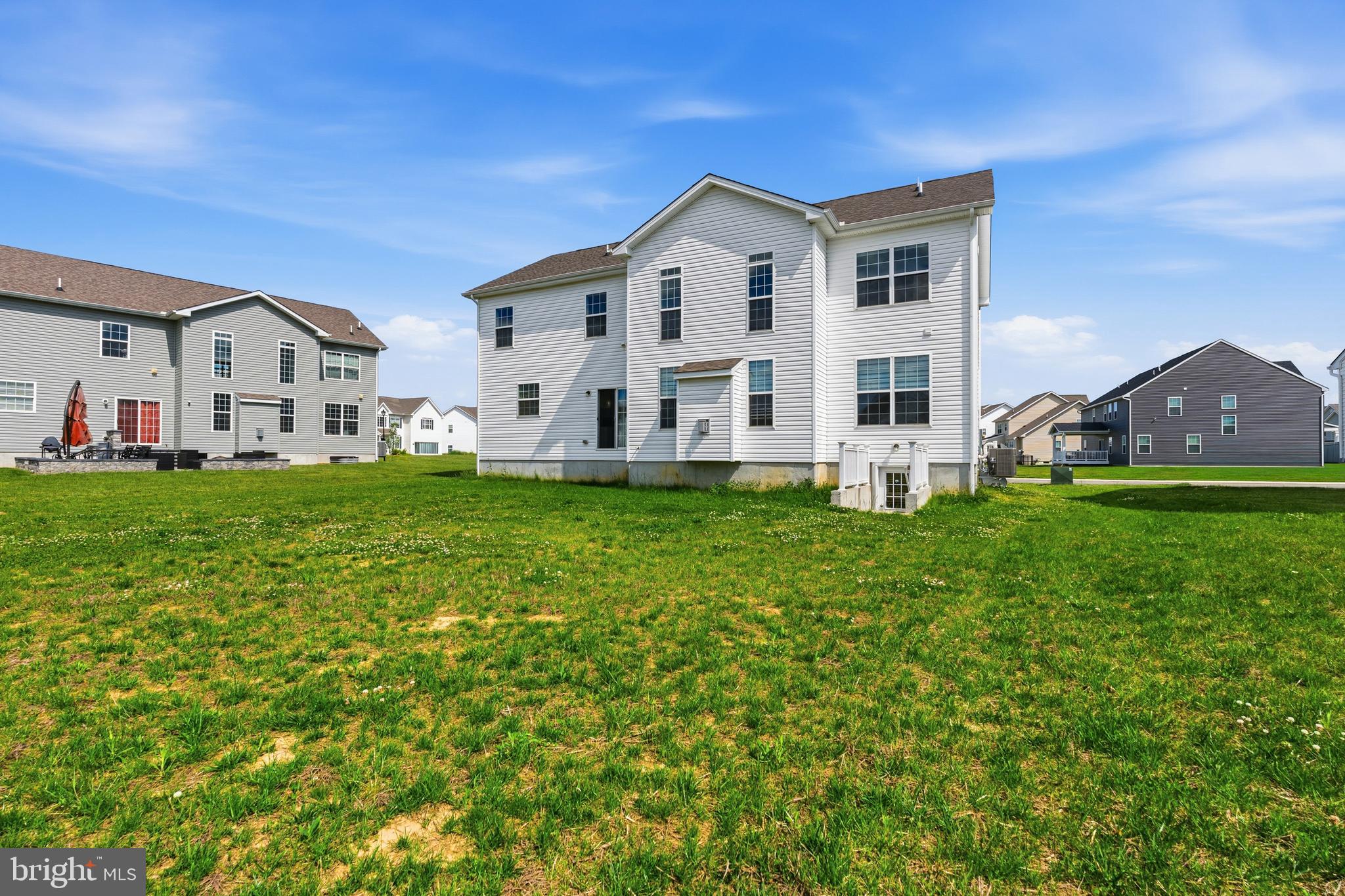 30 CHARLESTON CIRCLE