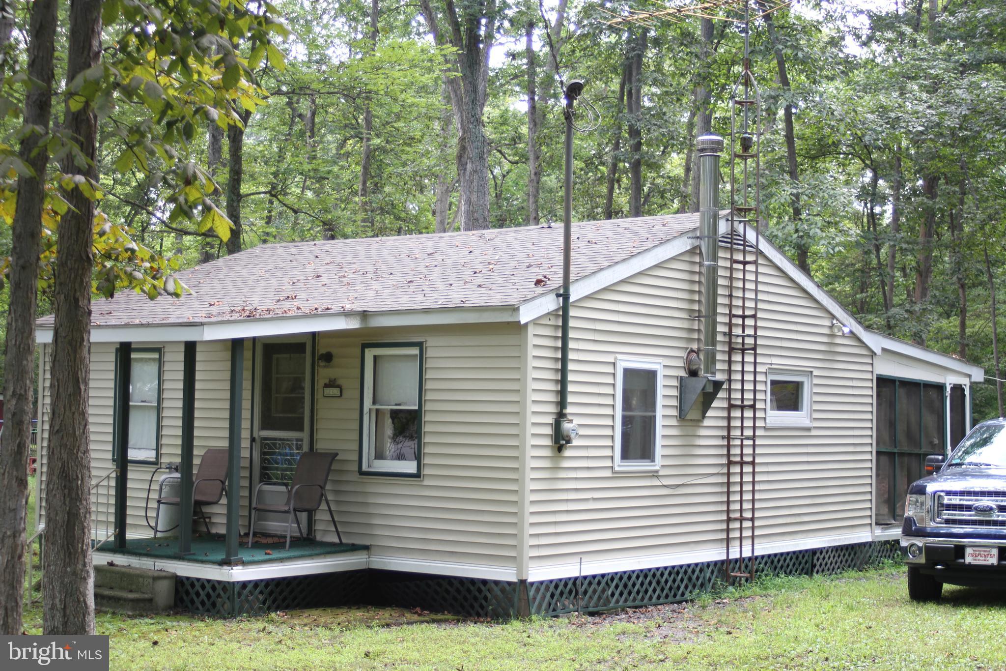 215 WOLFGANG LANE