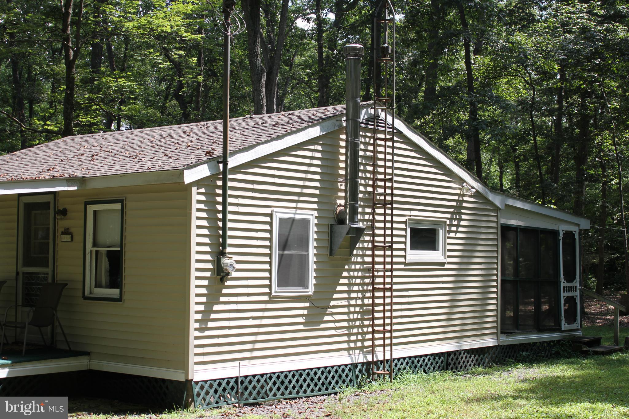 215 WOLFGANG LANE