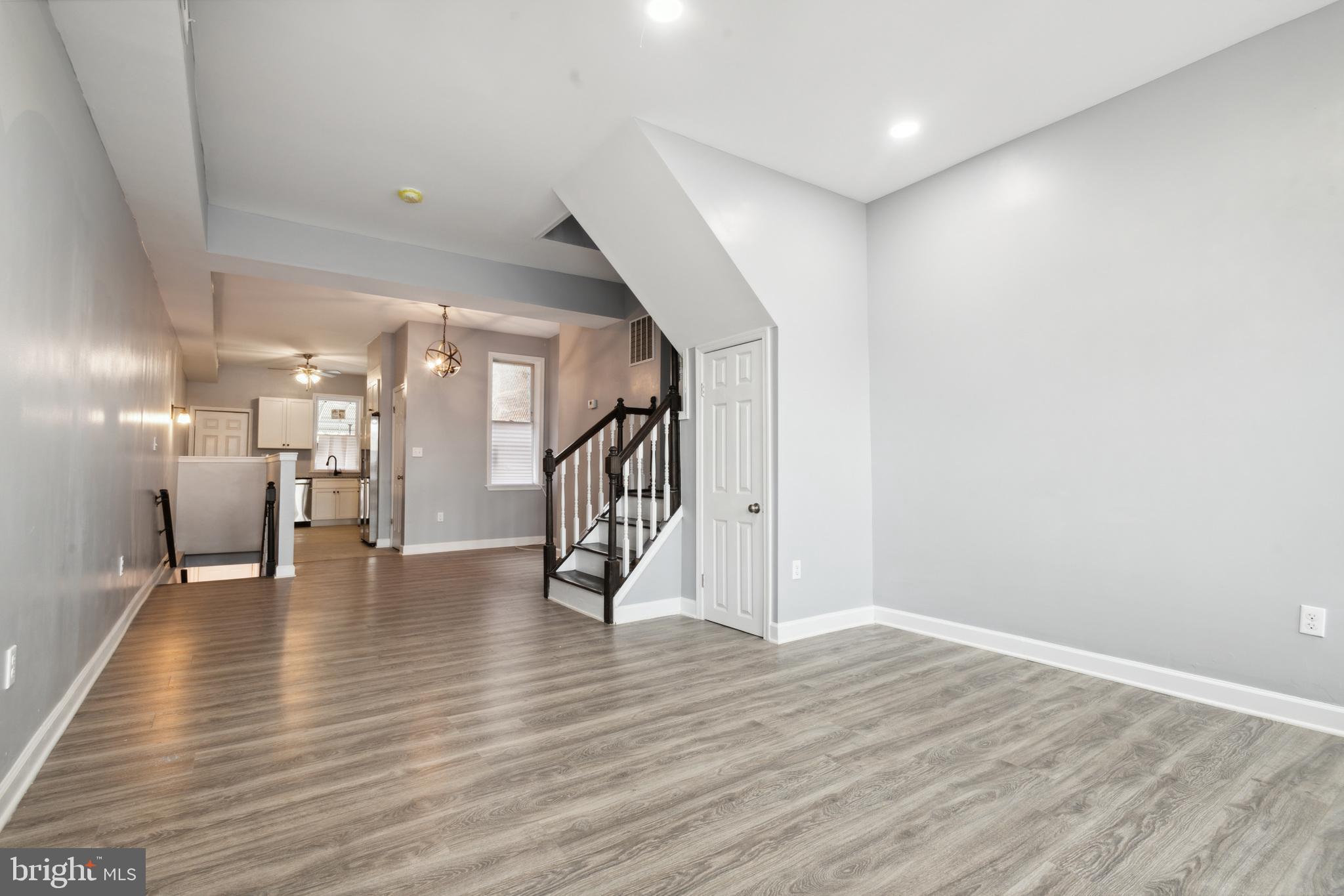 LEXINGTON - Residential Lease