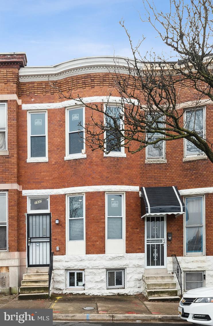 LEXINGTON - Residential Lease