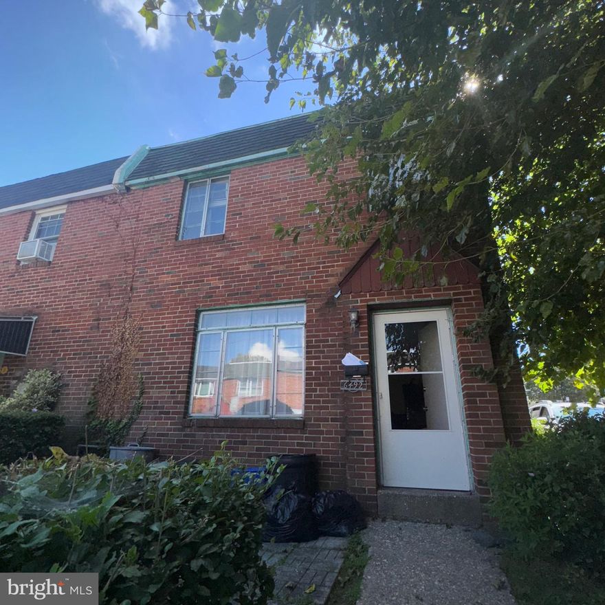 This home would be perfect for a first time home buyer or investor looking add to their rental portfolio. Property has good bones and it wouldn’t take much to restore it to its former glory. Home does need some work which is reflected in the asking price. Owner will not make any repairs and may or may not clean out the property.