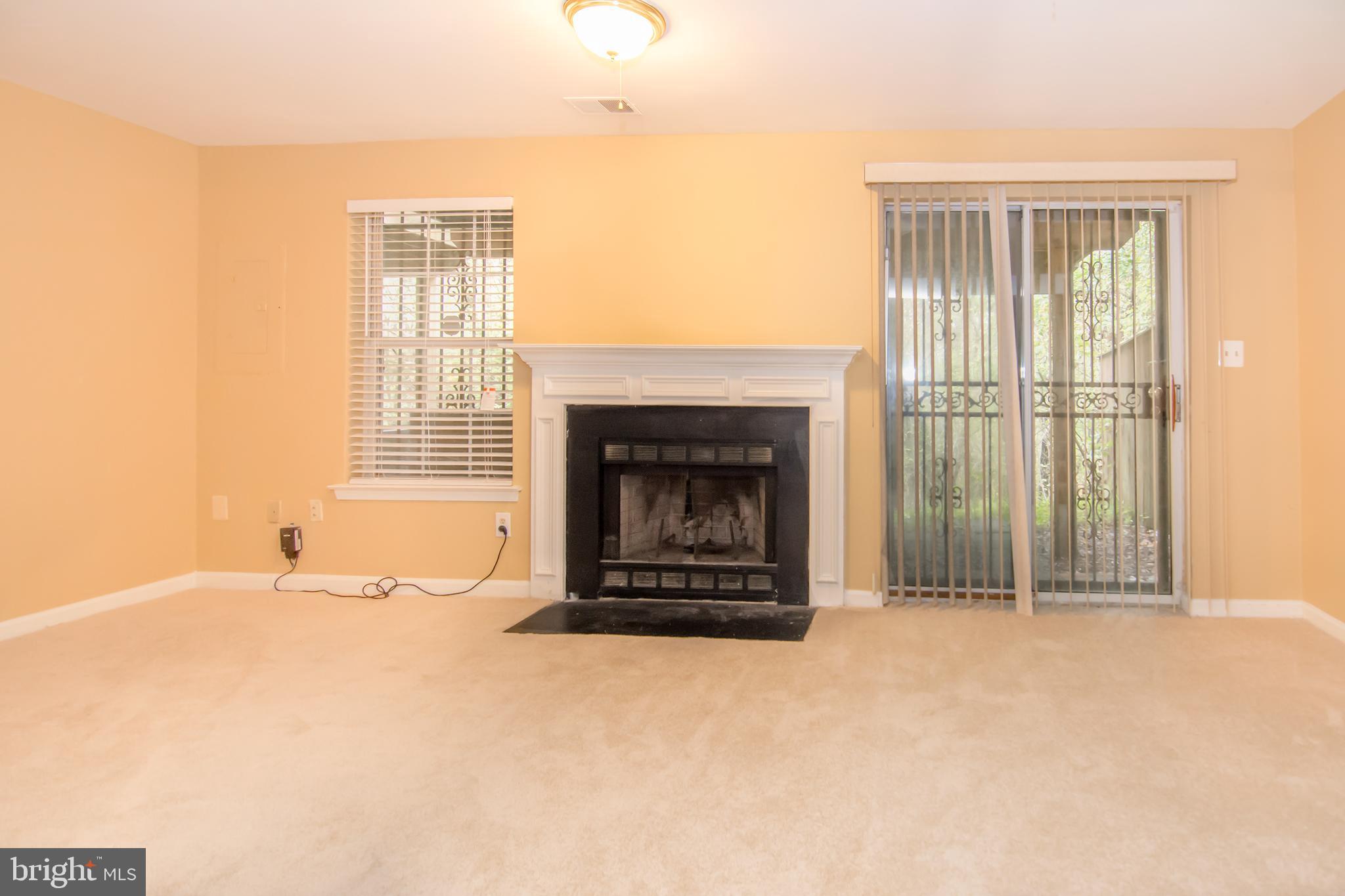 ROSEDALE ESTATES - Residential Lease