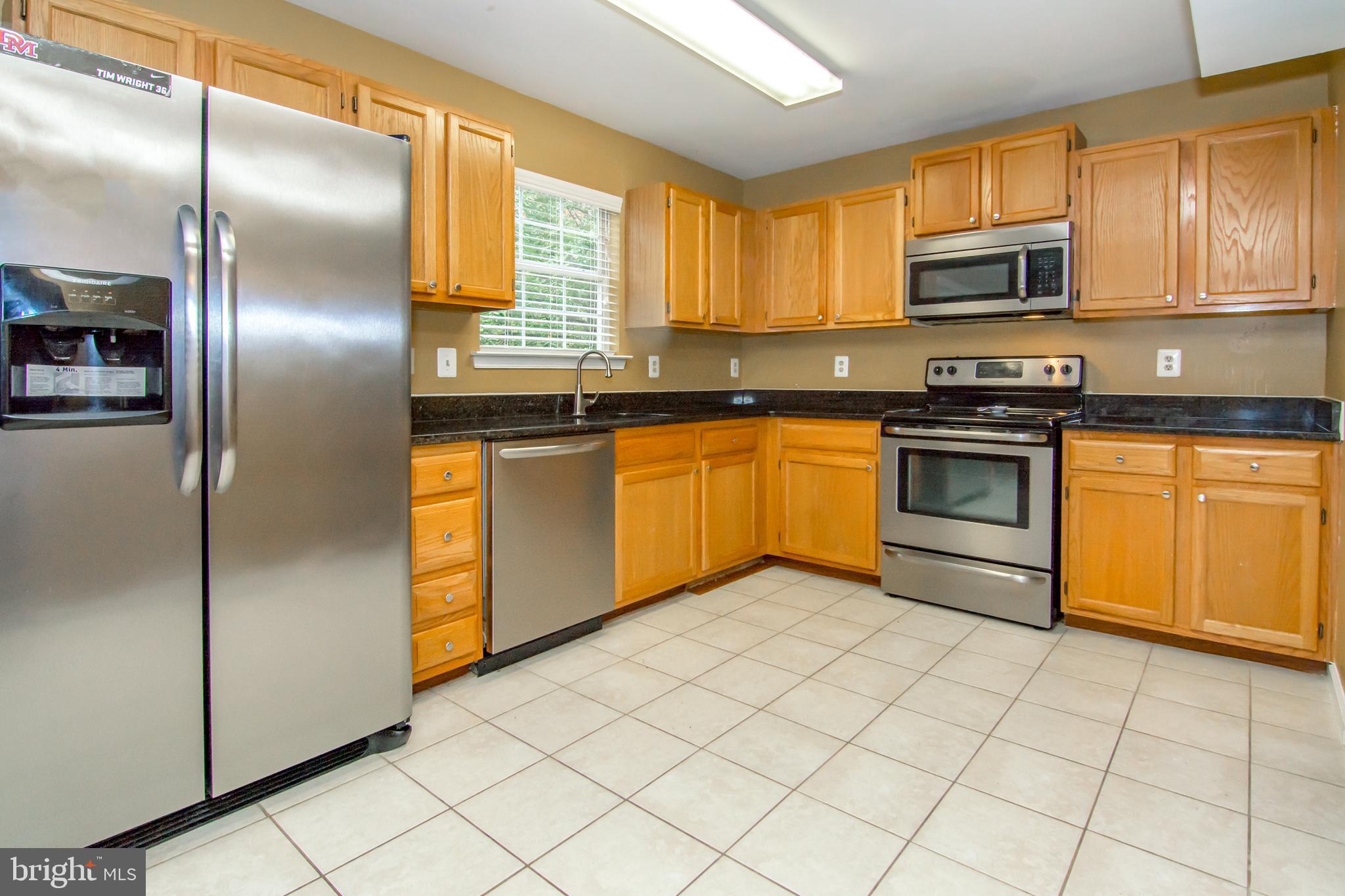 ROSEDALE ESTATES - Residential Lease