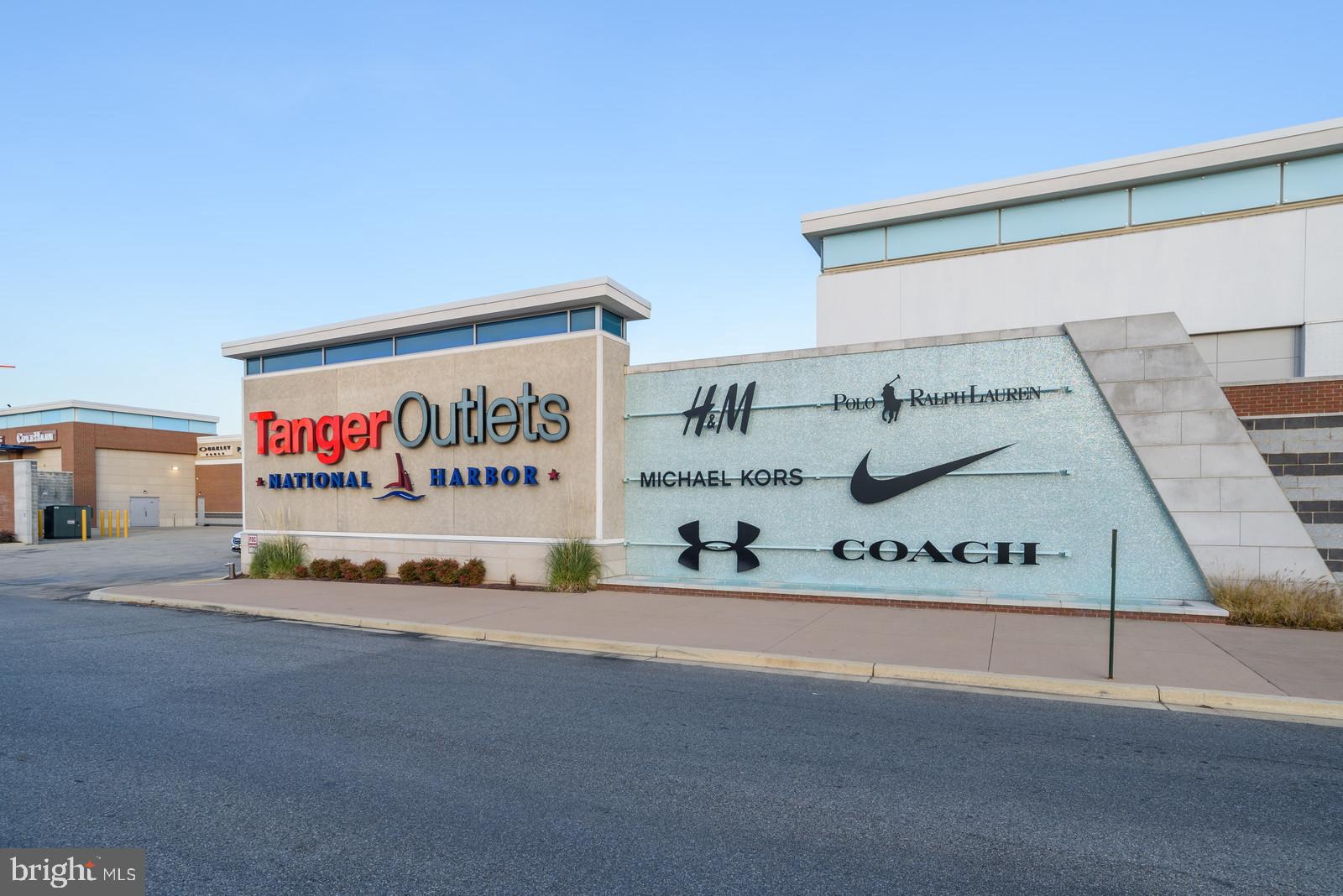 ROSEDALE ESTATES - Residential Lease