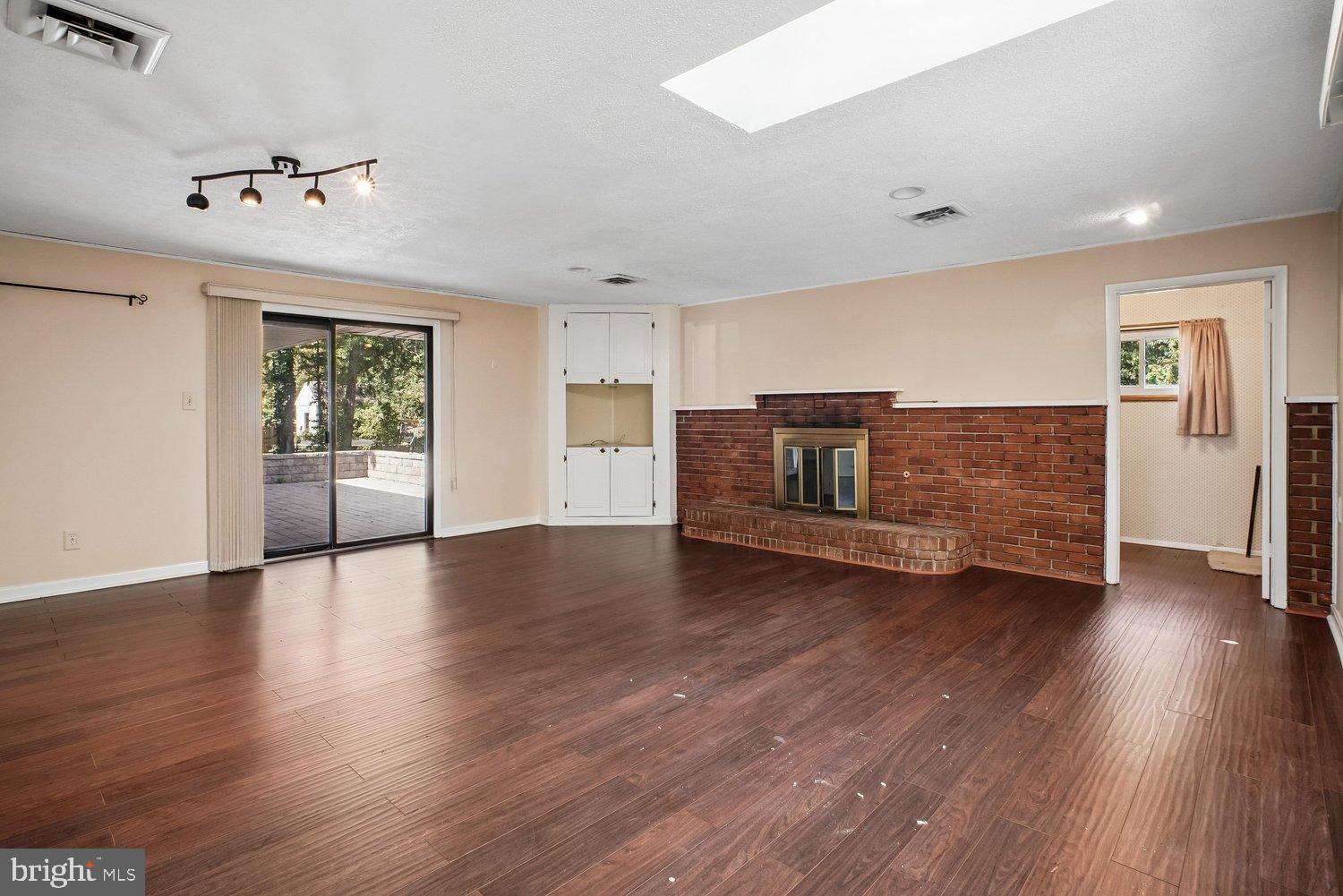 6216 YELLOWSTONE DRIVE