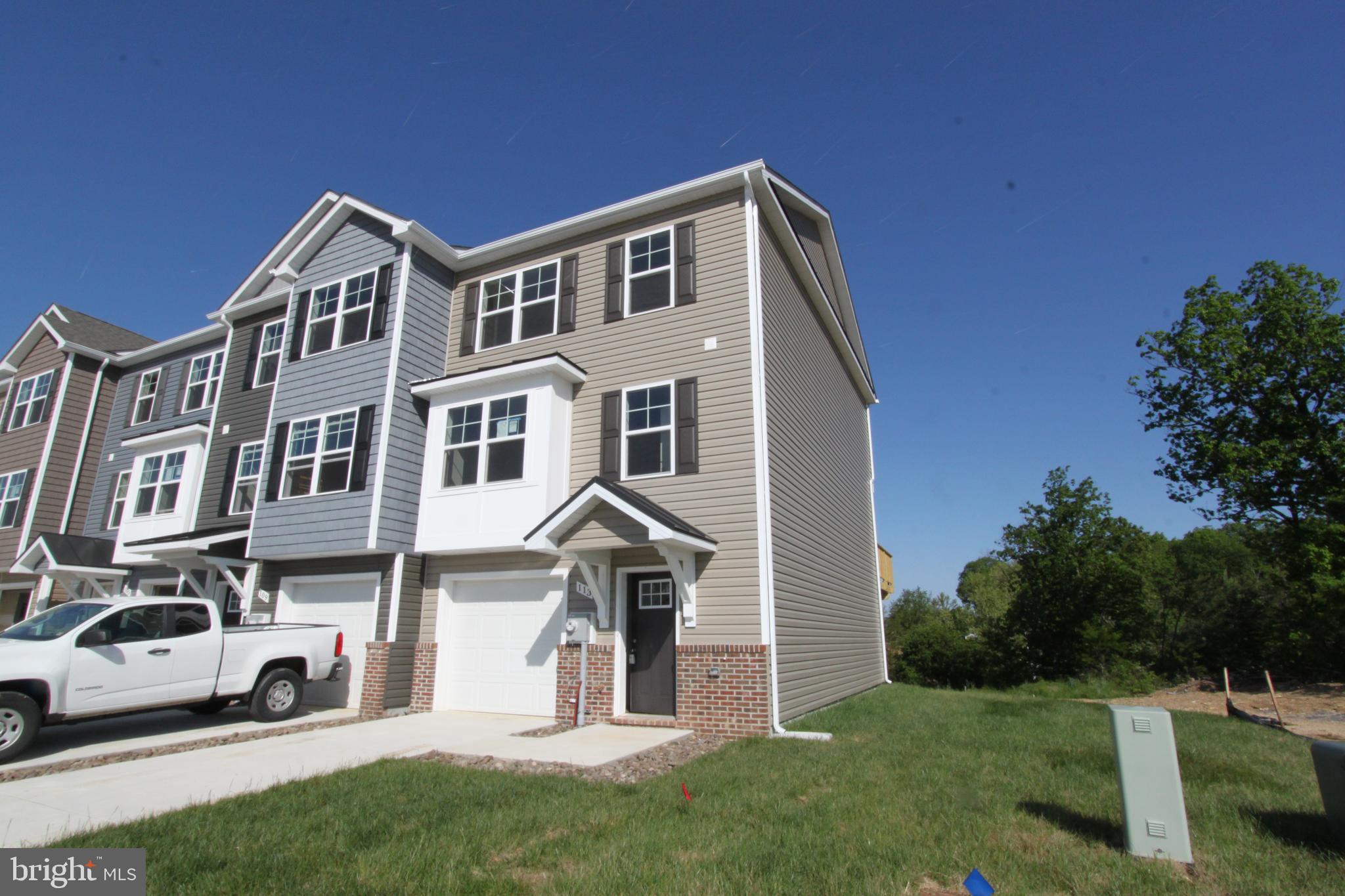 HERITAGE HILLS - Residential Lease